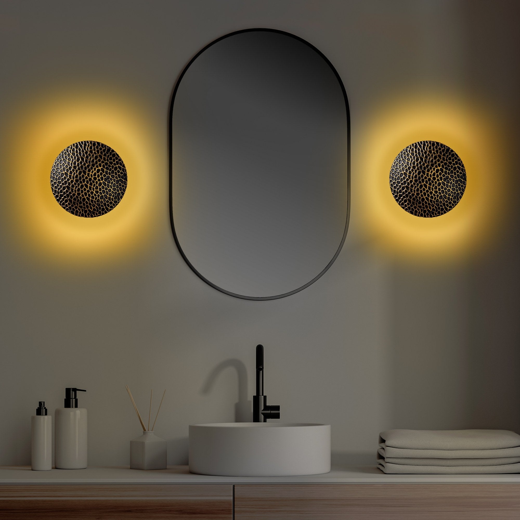 Candeeiro de Parede Elegante, Preta e Dourada, 21 x 21 x 15 cm | Corpo em Metal, LED SMD 5W 3000K | Iluminação Elegante para Decoração e Ambiente Modernos