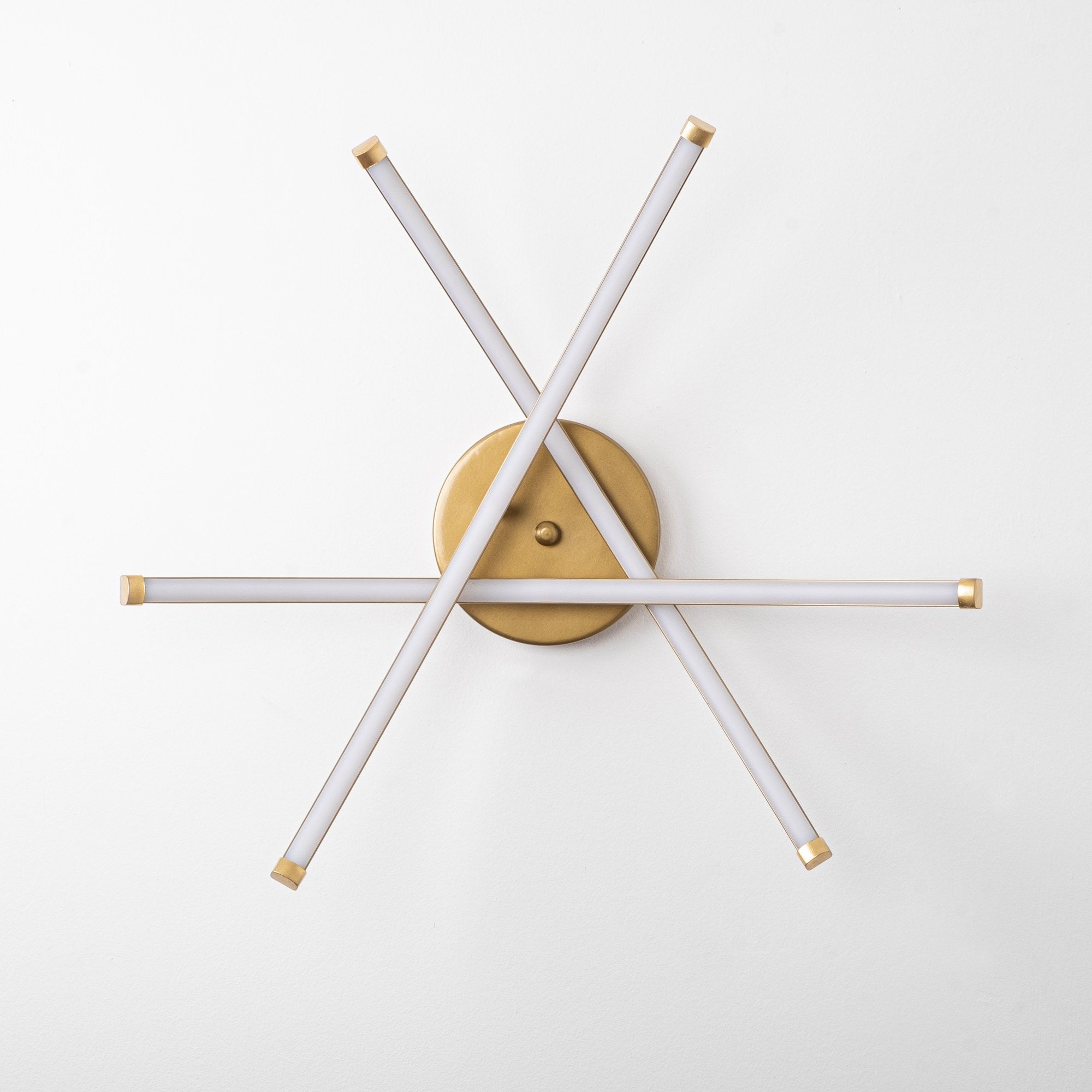 Candeeiro de Teto Dourado Elegante, Corpo em Metal, 57 cm de Largura, 20 cm de Altura | LED SMD 28W 3000K | Iluminação Elegante para Decoração e Ambiente Modernos