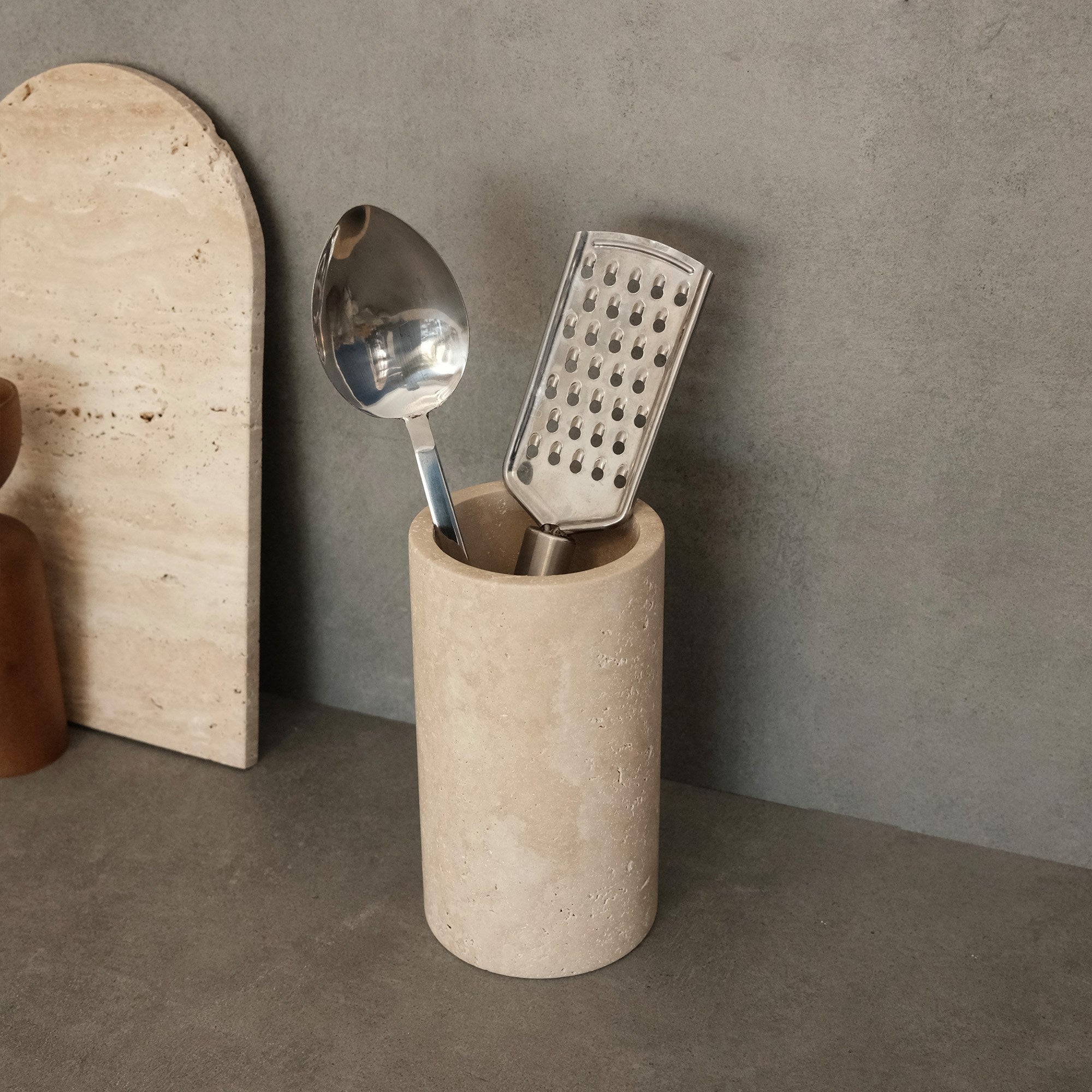 Organizador de cozinha – 9 cm diâmetro – 17 cm altura – mármore travertino