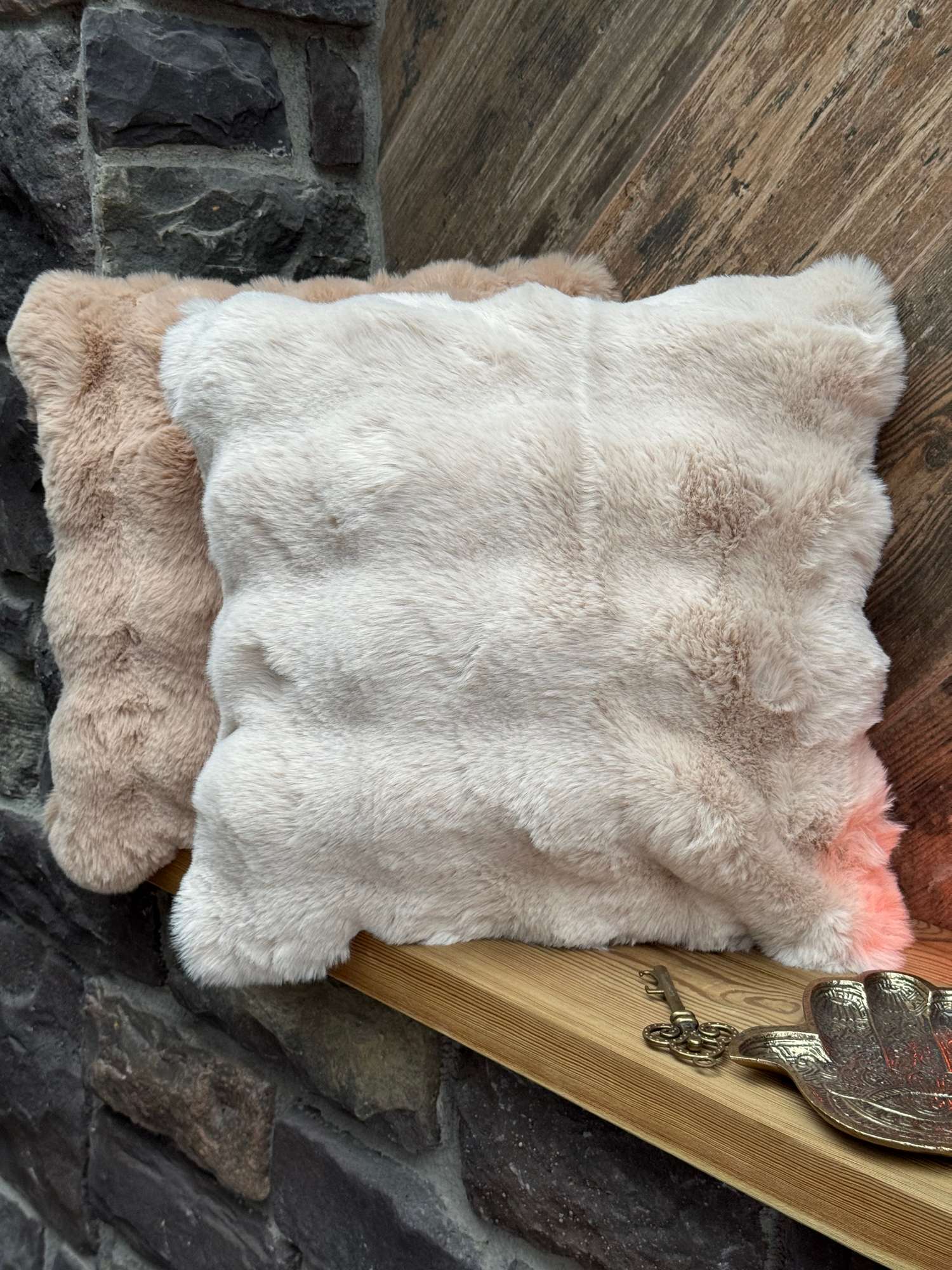 Capa de Almofada – 43 x 43 cm – Bege – 100% Poliéster