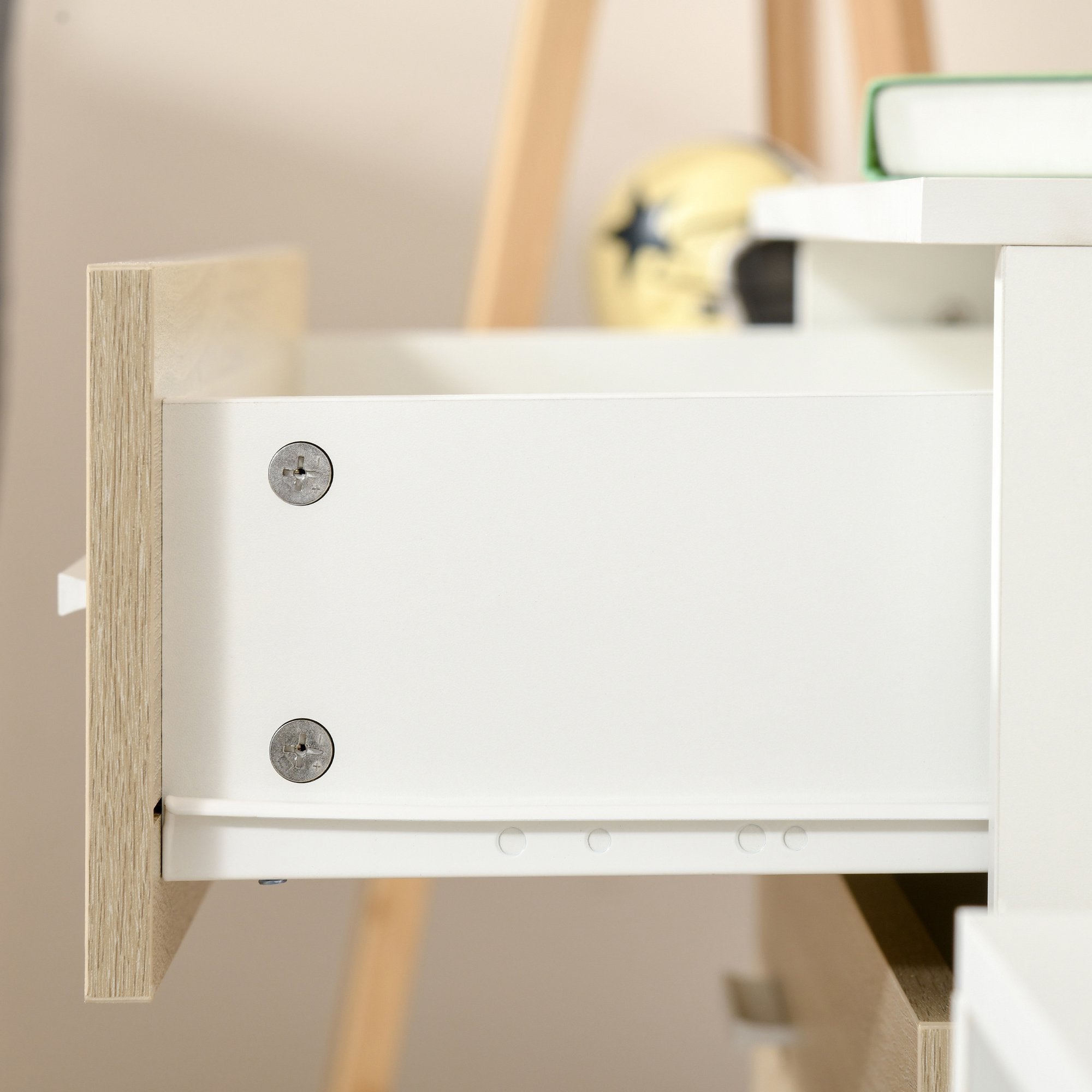 Cómoda Moderna com 4 Gavetas 76x35x72cm - Cor Carvalho e Branco