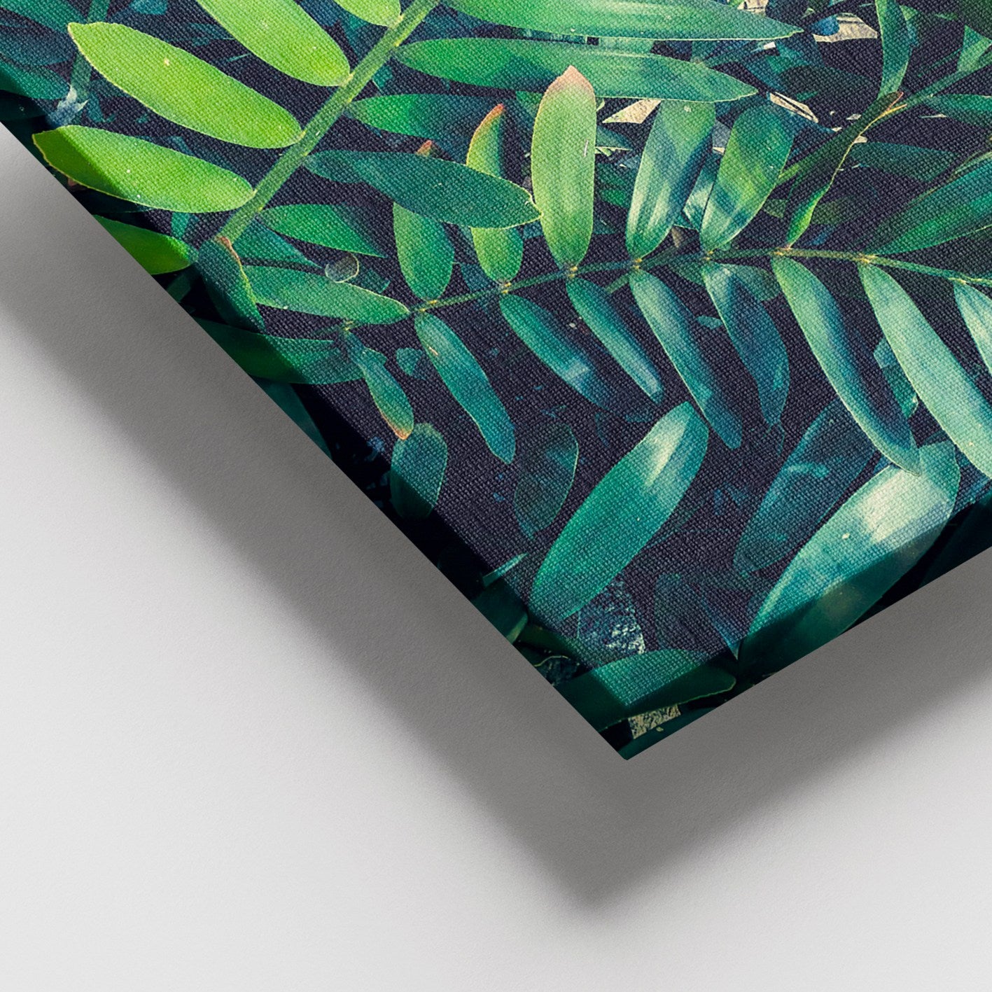 Quadro em Tela Decorativa Multicolor 100x140 cm com Moldura de Madeira (3–4 cm)