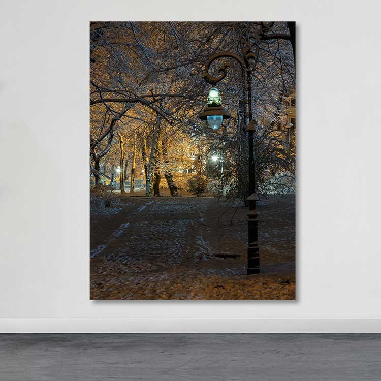 Tela Decorativa Multicolor 100x140 cm em Canvas 100% com Moldura de Madeira (3–4 cm)