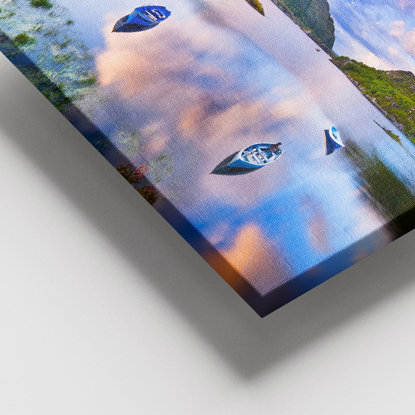 Tela Decorativa Multicolor 100x140 cm com Moldura de Madeira – 100% Canvas (Moldura 3–4 cm)