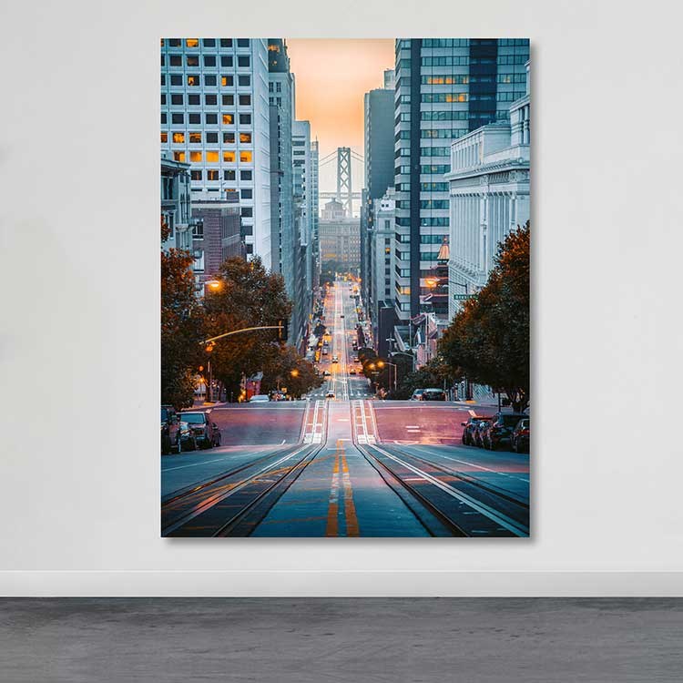 Quadro em Tela Decorativa Multicolor 100x140 cm com Moldura de Madeira (3–4 cm) – 100% Canvas