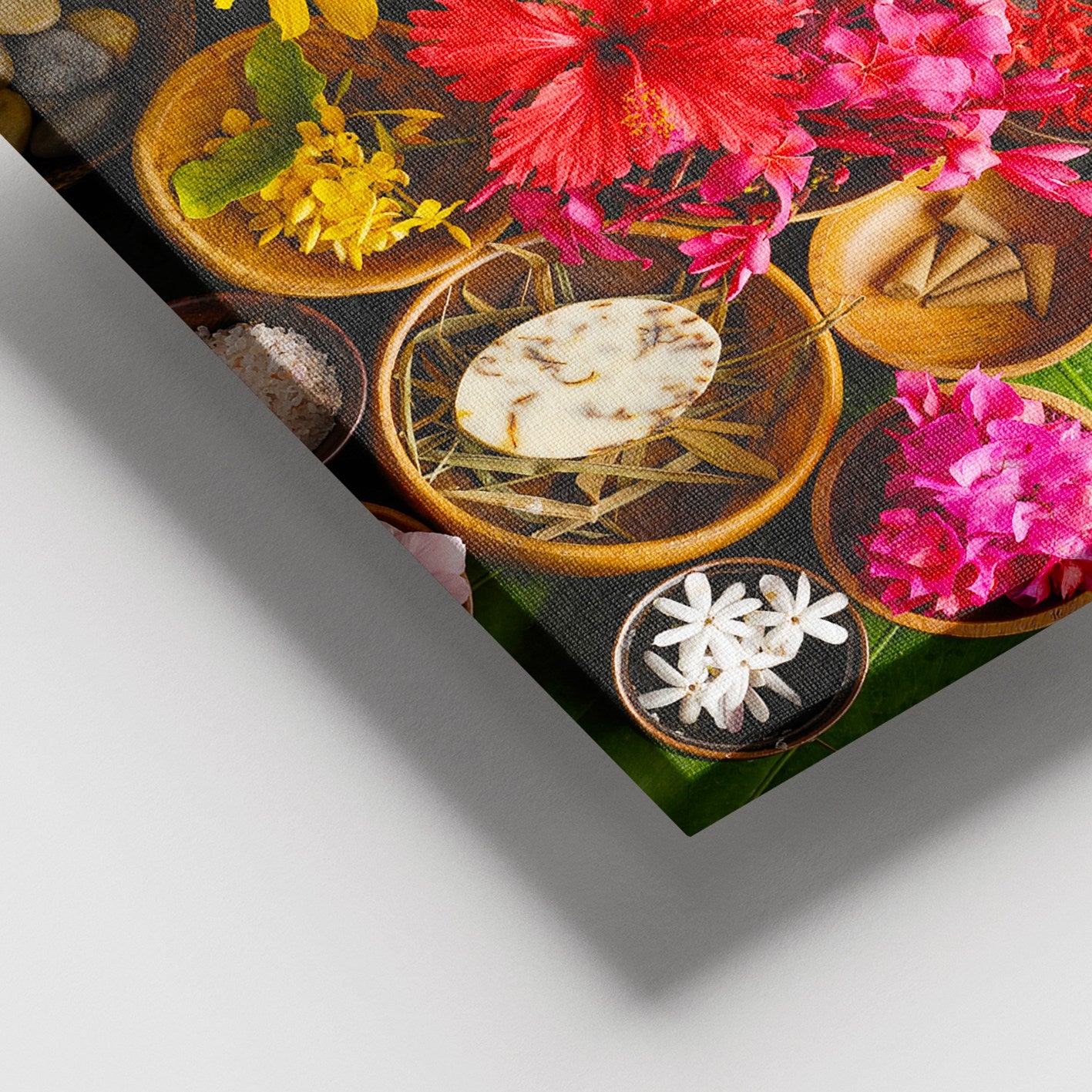 Tela Decorativa em Canvas Multicolor 100 x 140 cm com Moldura de Madeira (3–4 cm)