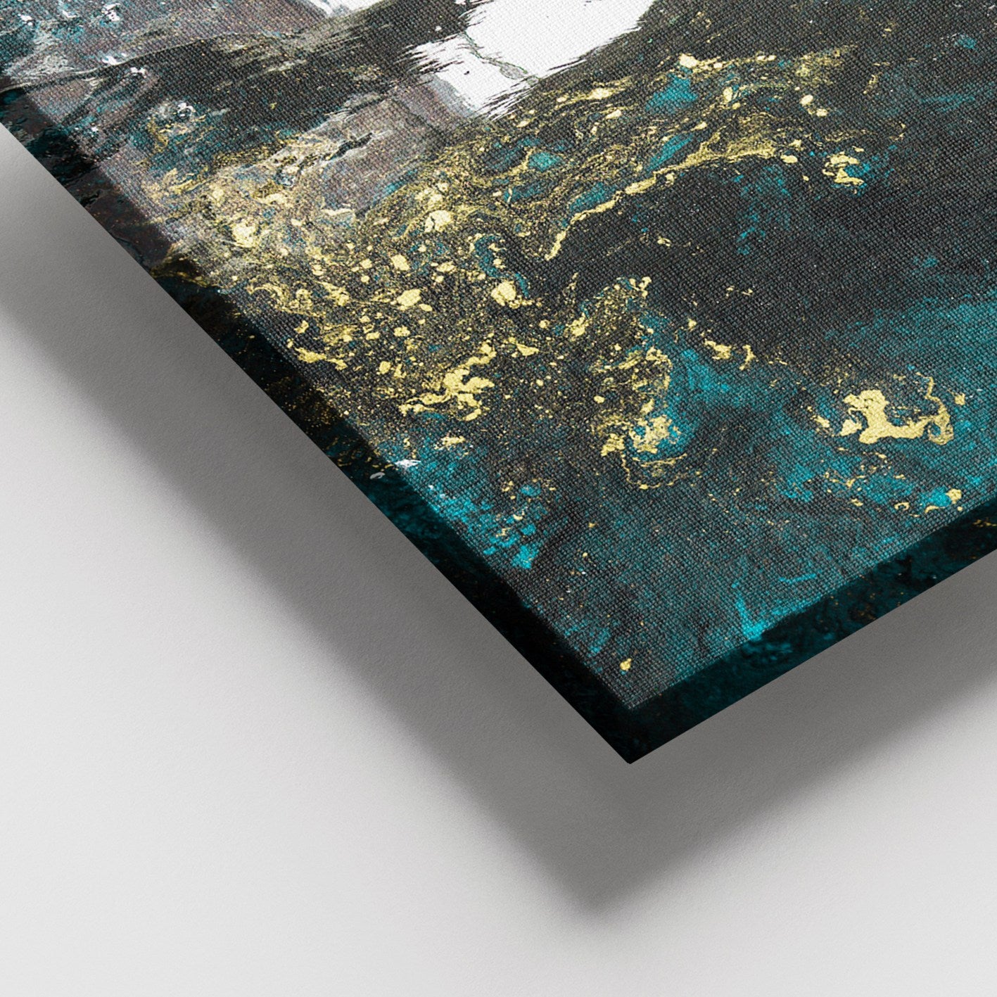 Quadro em Tela Decorativa Multicolor 100x140 cm com Moldura de Madeira (3–4 cm)