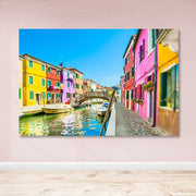 Quadro em Tela Decorativa Multicolor 100x140 cm com Moldura de Madeira (3–4 cm)