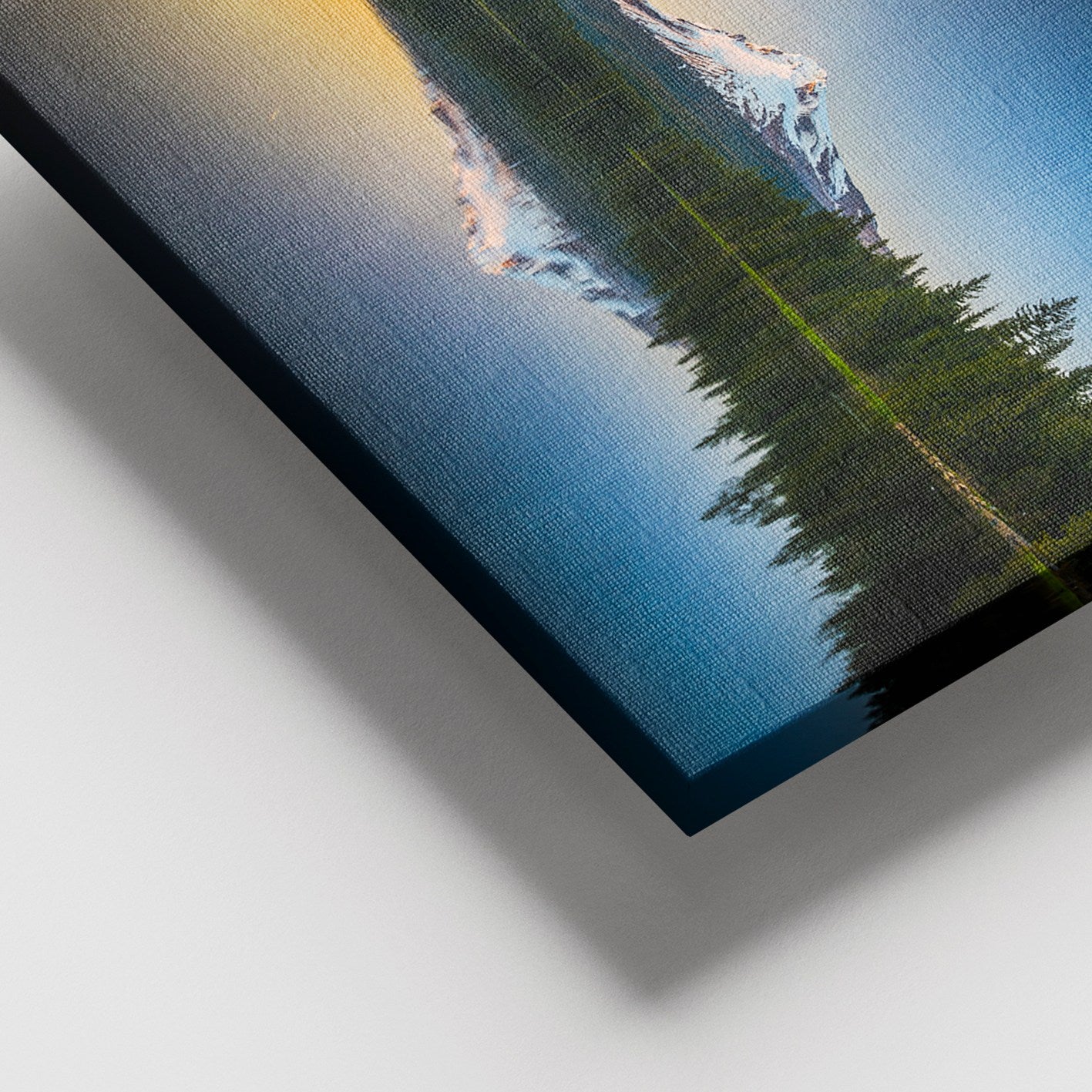 Quadro em Tela Decorativo Multicolor 100x140 cm com Moldura de Madeira (3–4 cm)