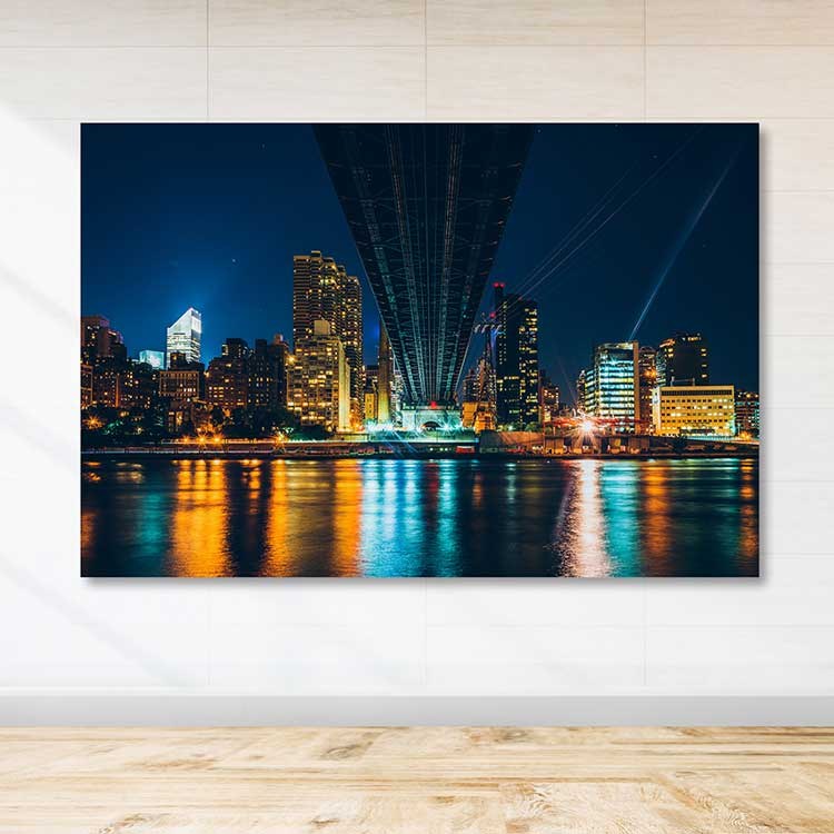 Quadro em Tela Decorativa Multicolor 100x140 cm com Moldura de Madeira (3–4 cm)