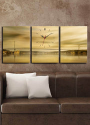 Relógio de Parede em Tela Decorativa (3 Peças) Multicolor – 30x40 cm cada, total 96x40 cm, tela camurça 100%, moldura de madeira 3 cm