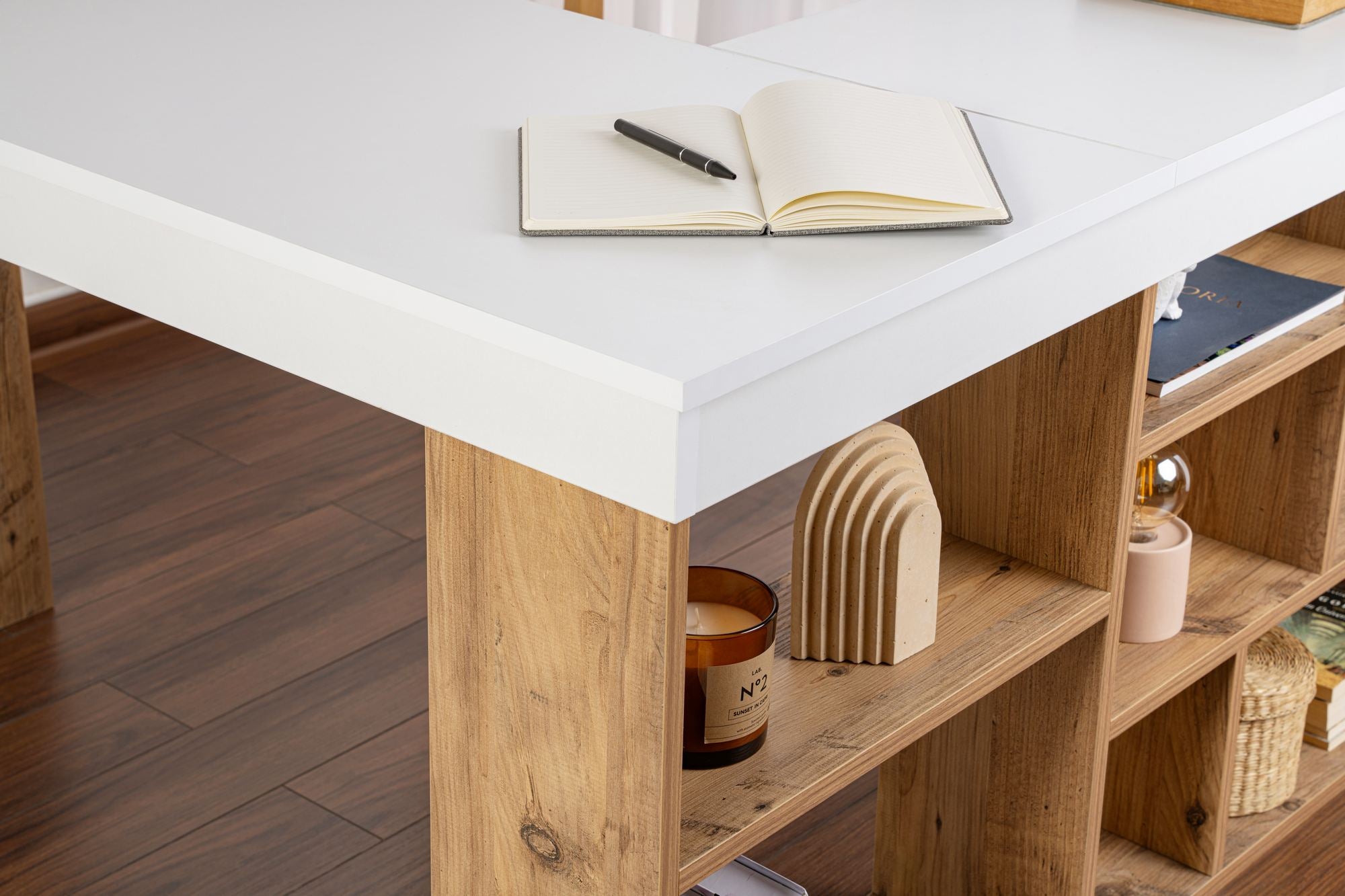 Secretária de Estudo/Escritório Elegante, Branca e Pinho Atlântico, 130 x 72 x 120 cm | Aglomerado 100% Revestido em Melamina, 18 mm de Espessura | Ideal para Escritórios e Escritórios Modernos