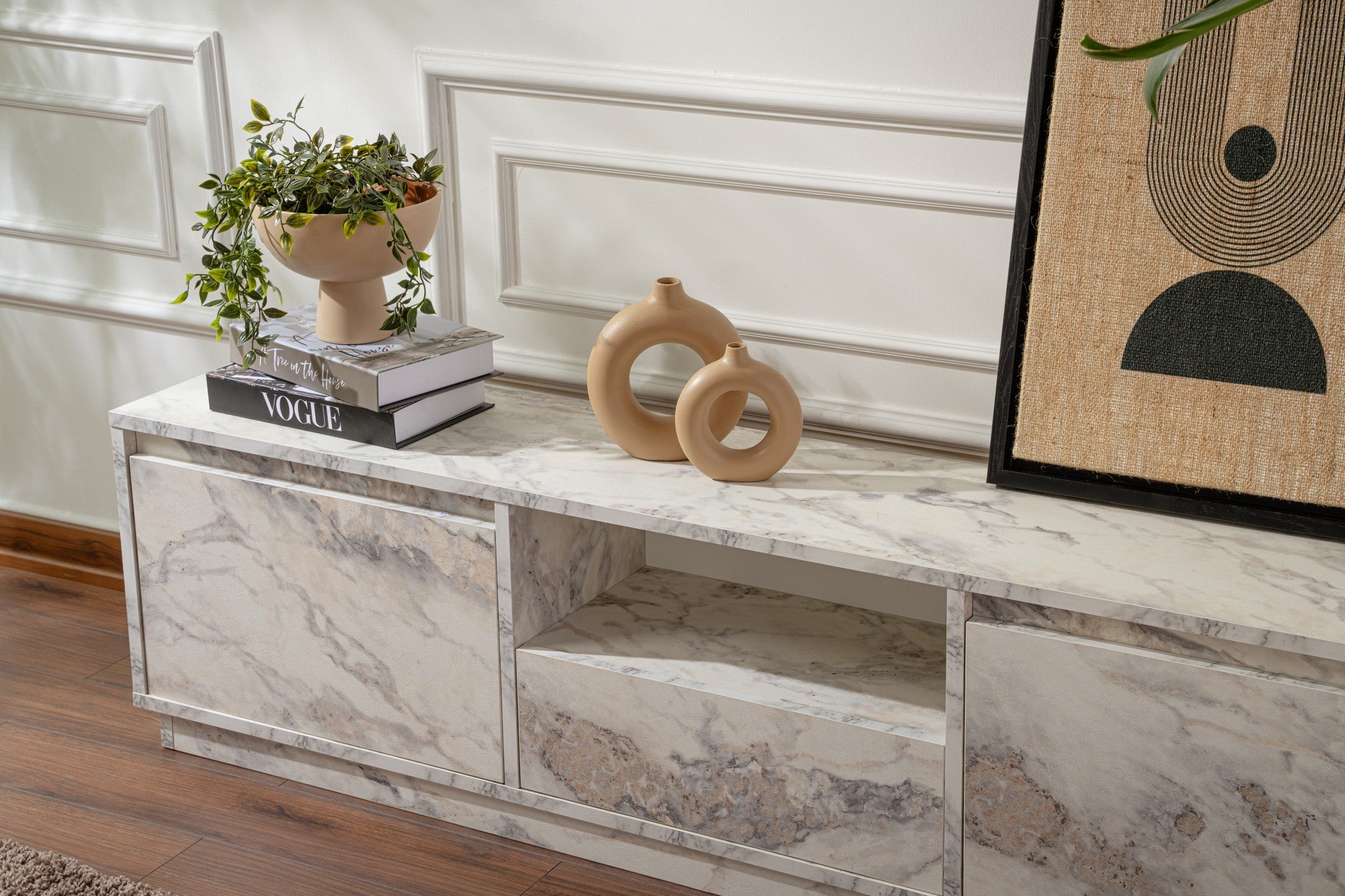 Suporte de TV elegante, mármore Freesia, 160 x 42 x 29,5 cm | Painel de partículas 100% revestido em melamina, 18 mm de espessura | Elegante e funcional para salas de estar modernas