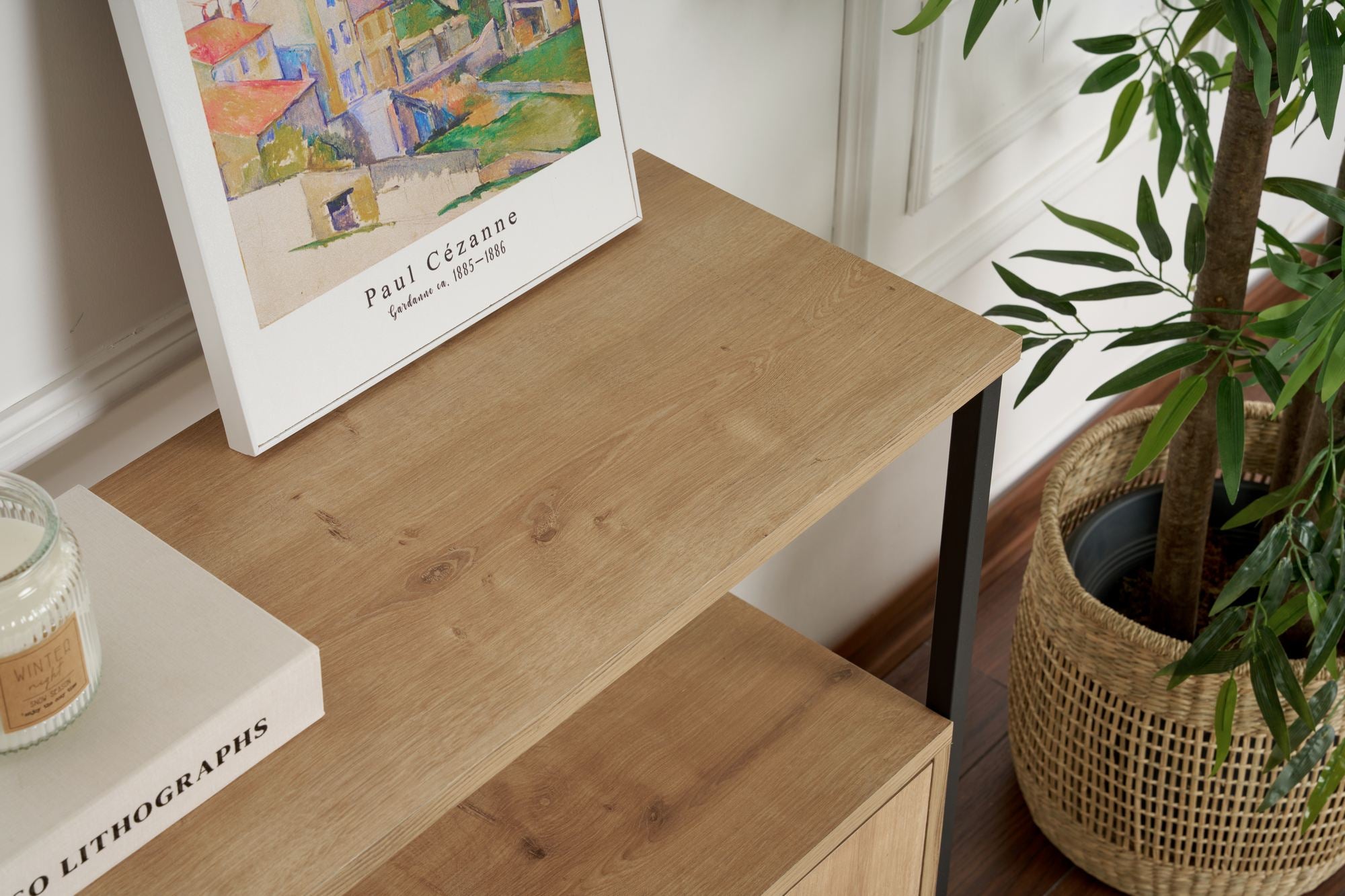 Aparador Solace - Carvalho e Preto - Design Moderno com 133cm