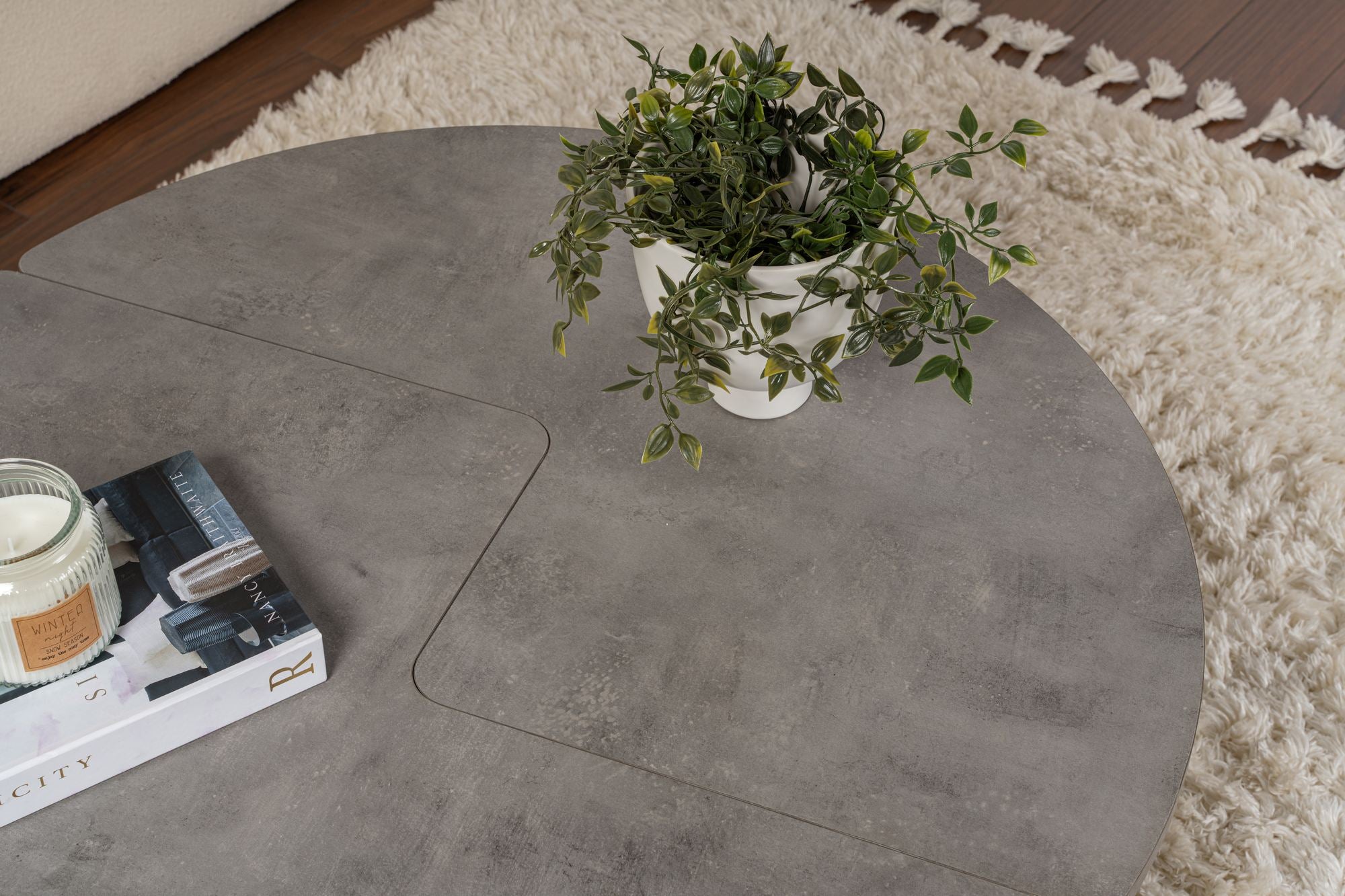 Mesa de Centro Elegante, Ø90 cm, 41 cm de Altura | Painel de Partículas 100% Revestido em Melamina, 18 mm de Espessura | Acabamento Cinza Concreto, Perfeita para Espaços Modernos