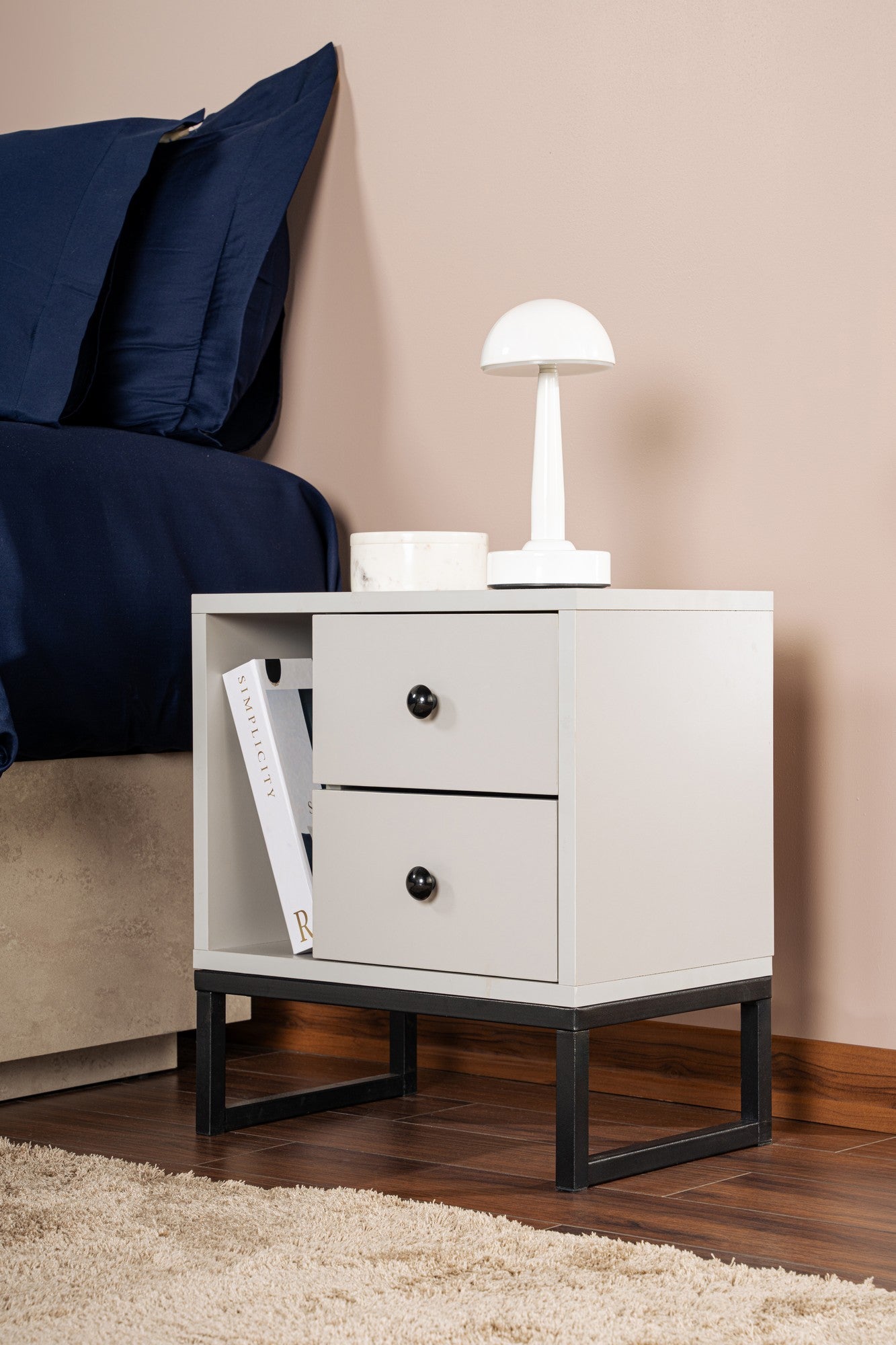 Mesa de Cabeceira Elegante com Pés de Metal, Cinza e Preto, 45,2 x 50 x 29,5 cm | Painel de Partículas 100% Revestido com Melamina, 18 mm de Espessura | Design Moderno para Quarto