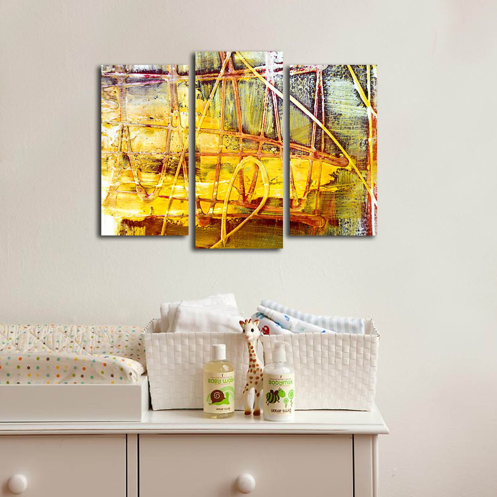 Quadro Decorativo Tríptico Multicolor em Tela Suede 100% com Moldura de Madeira – 66 x 45 cm