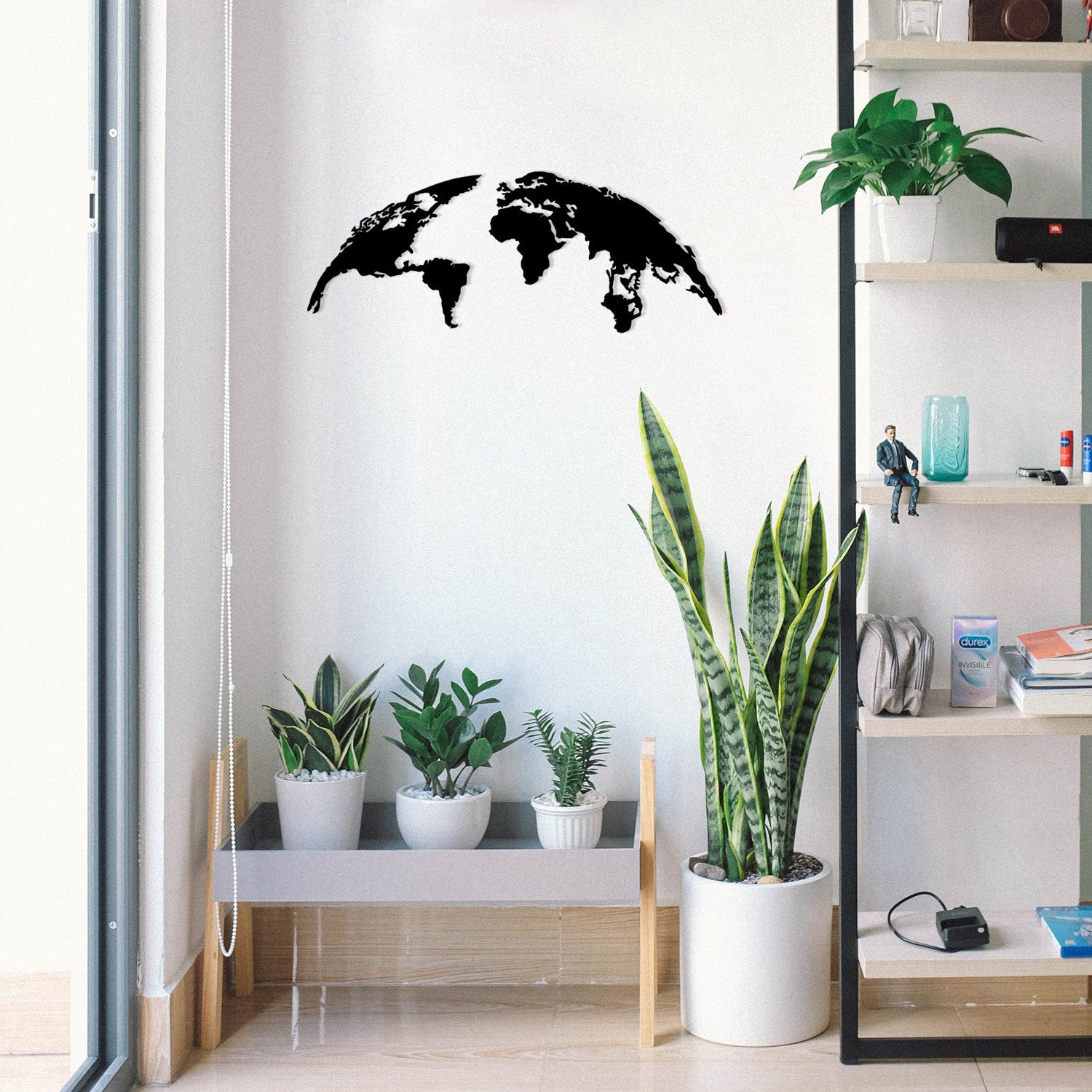 Mapa‑Mundo em Metal Preto 100x39 cm – 100% Metal, Decoração de Parede