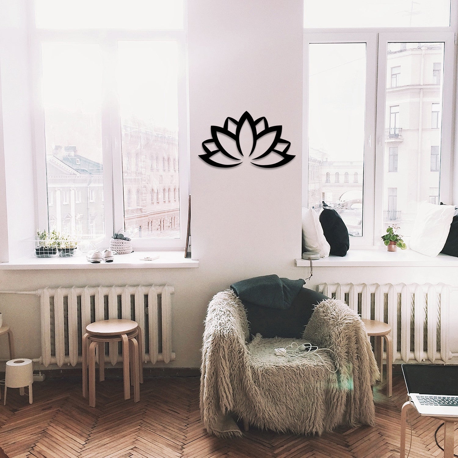 Flor de Lótus 2 - Decoração de Parede em Metal, Preto, 60x35 cm