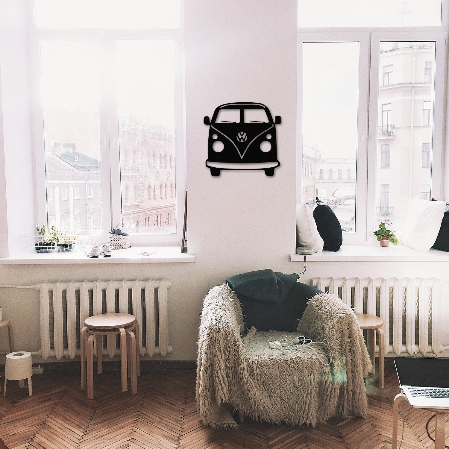 Vosvos Metal Decor Preto – Decoração de Parede 100% Metal, 32 x 36 cm