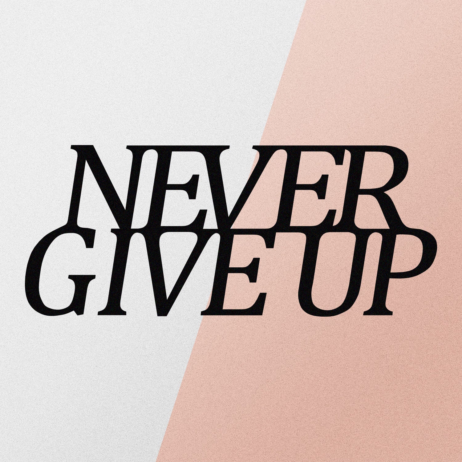 Decoração de Parede em Metal “Never Give Up” – Preto, 50x20 cm (100% metal)