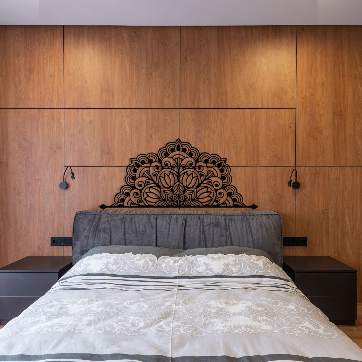 Almero – Acessório Decorativo de Parede em Metal Preto 160 x 70 cm (Espessura 1,2 mm)