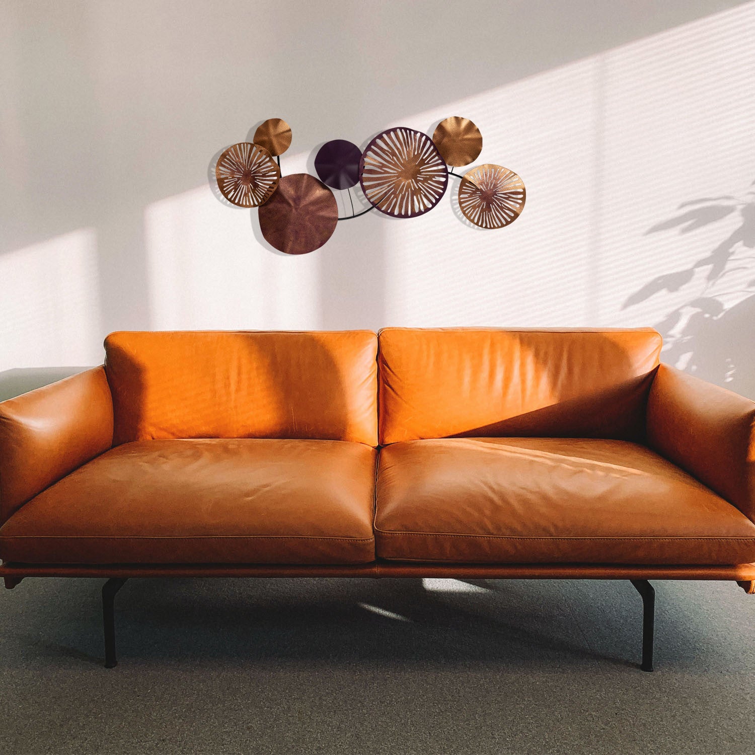 Acessório de parede decorativo de metal pintado à mão, 79 x 35 cm | 100% metal, 0,8 mm de espessura | Variações de cores exclusivas para uma decoração elegante