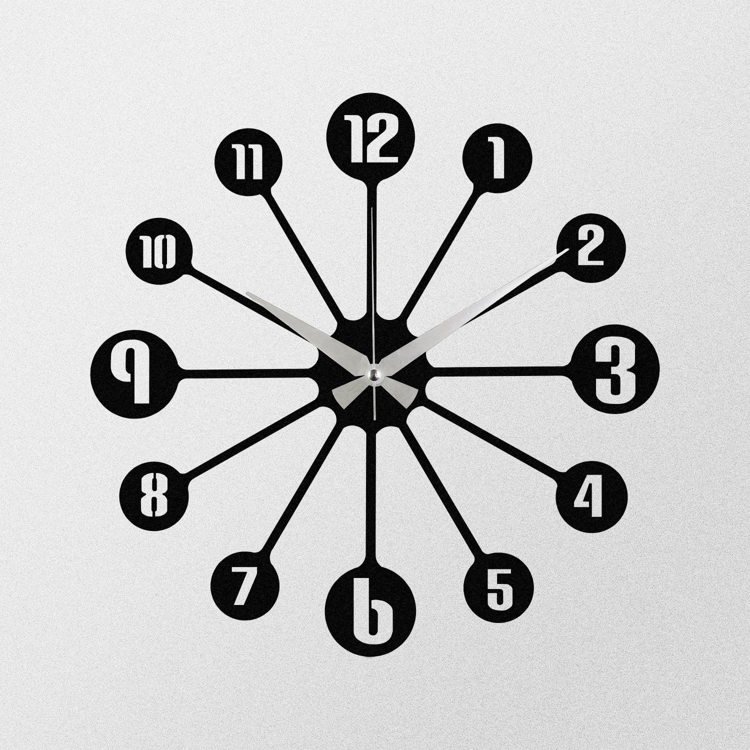 Relógio de Parede Decorativo em Metal Enzoclock S014 - Preto, 48x48 cm (funciona com 1 pilha AA, não incluída)