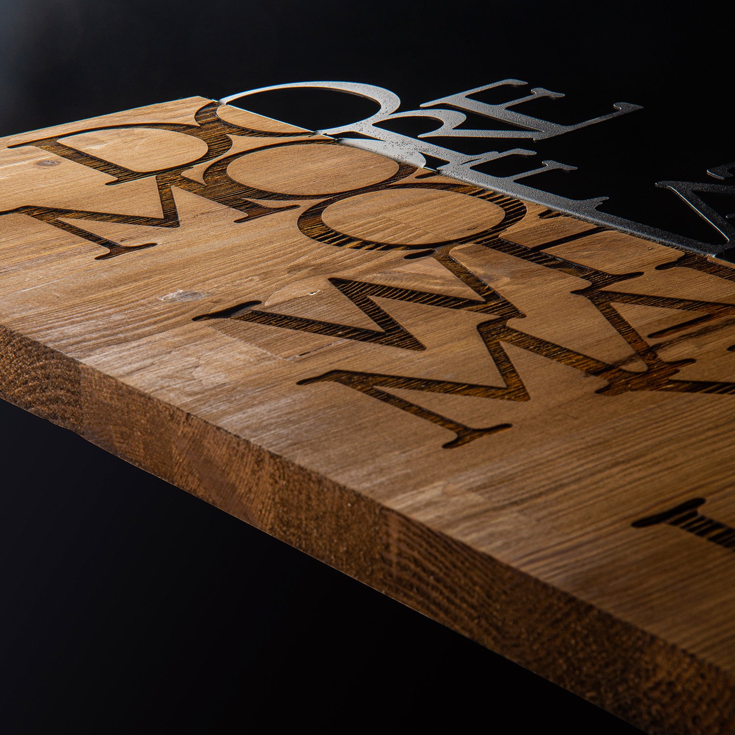 Quadro de Parede "Do More Of What Makes You Happy" — Metal 100% com Moldura em Madeira Nogueira, Preto, 42 x 58 cm