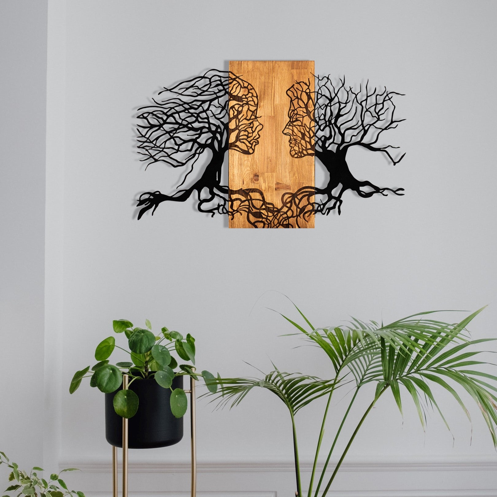 Elegante acessório decorativo de parede em madeira, 92 x 58 cm, preto e nogueira | Estrutura 100% metal (1,2 mm) e madeira maciça (3 cm) | Perfeito para decoração moderna