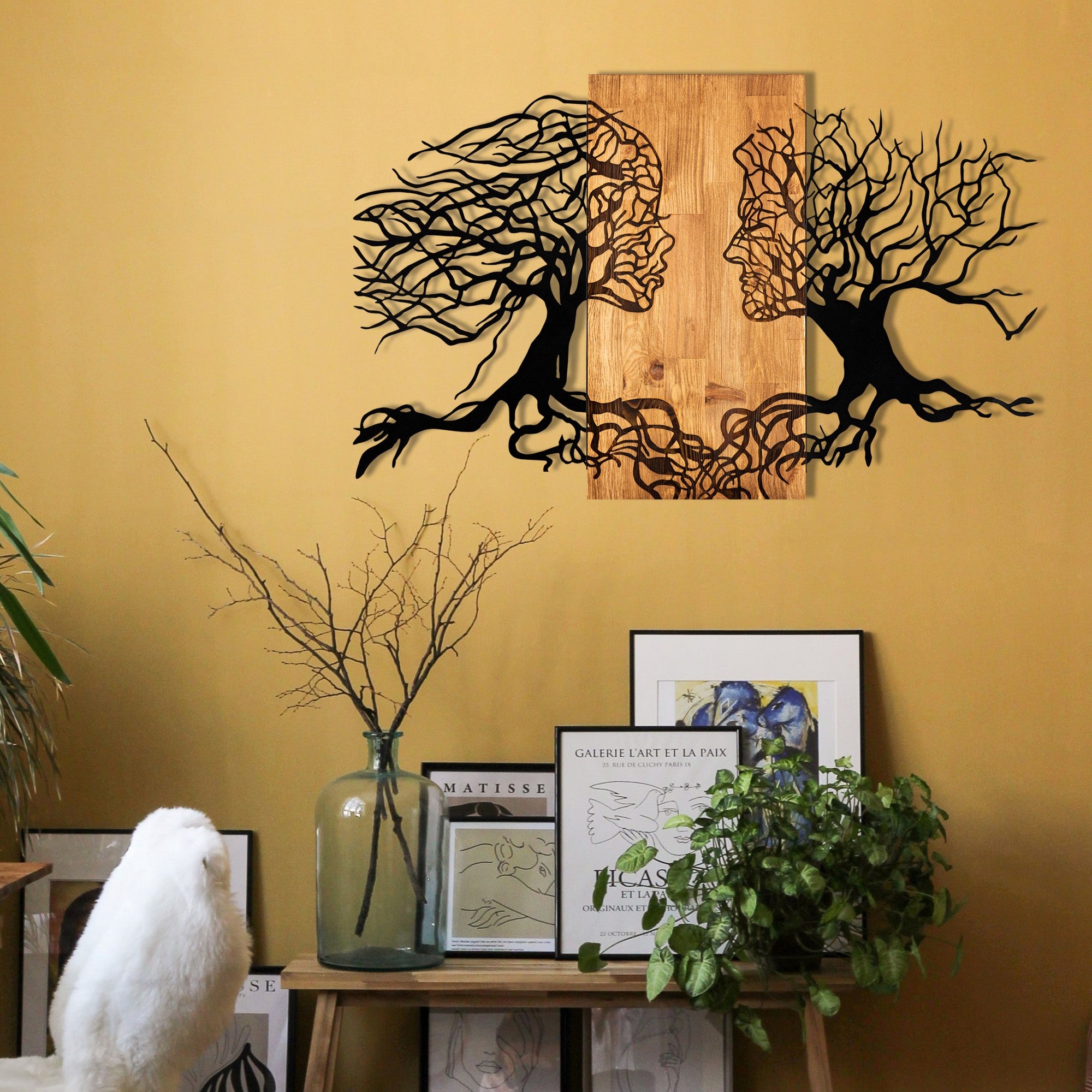 Elegante acessório decorativo de parede em madeira, 92 x 58 cm, preto e nogueira | Estrutura 100% metal (1,2 mm) e madeira maciça (3 cm) | Perfeito para decoração moderna
