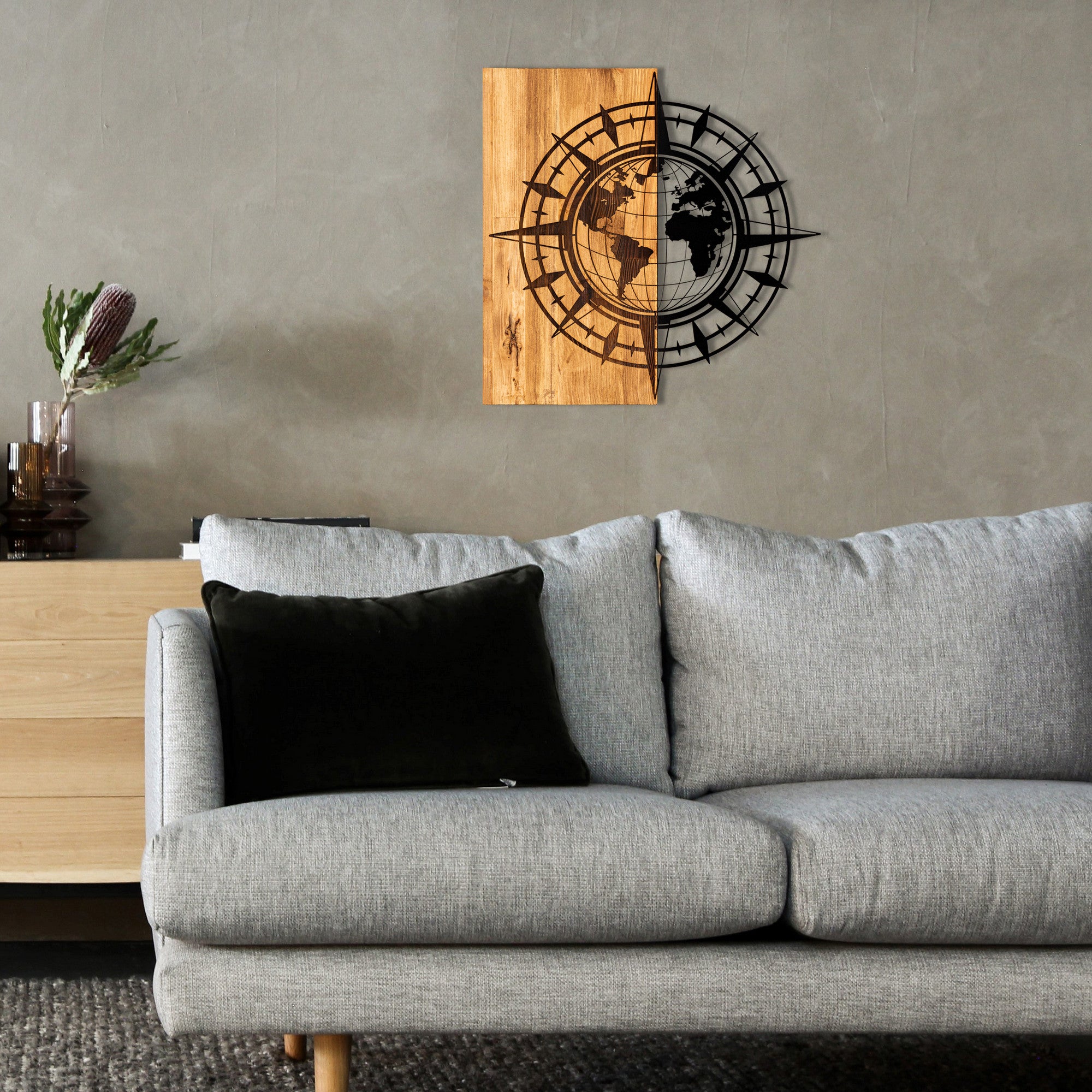 Esila – Acessório Decorativo de Parede em Metal com Moldura em Madeira de Nogueira, Preto, 57 x 58 cm (279ENZ1778)