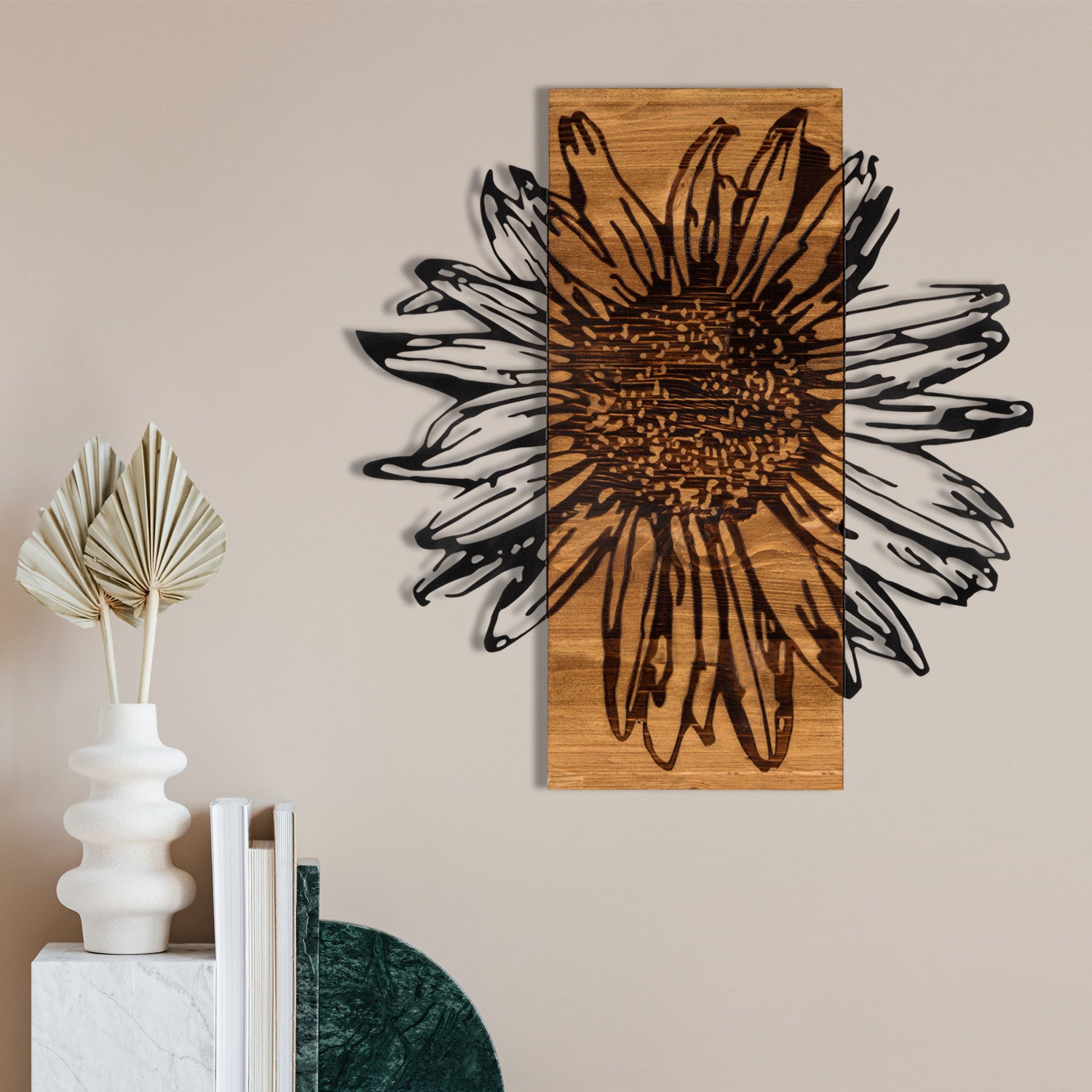 Elegante acessório decorativo de parede em madeira, 56 x 58 cm, preto e nogueira | 100% metal (1,2 mm) e estrutura de madeira (3 cm) | Perfeito para decoração moderna