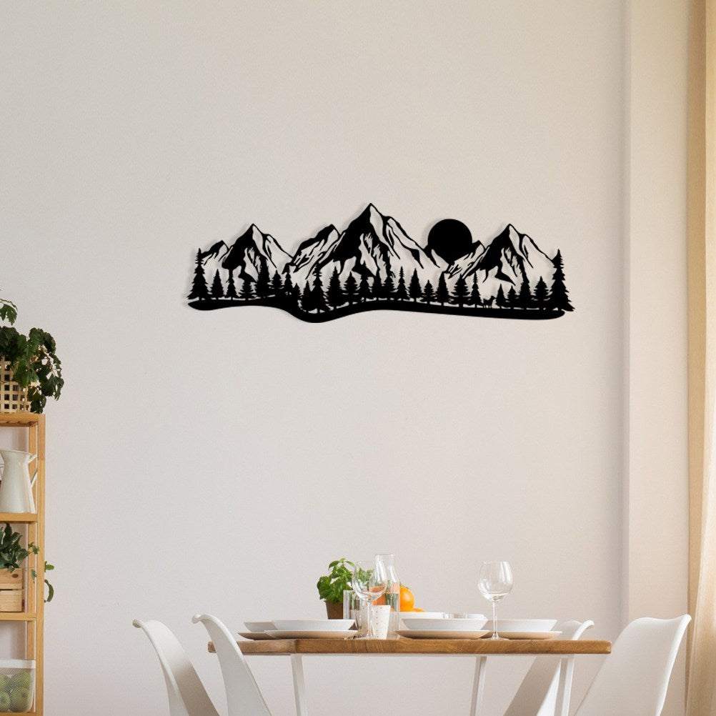 Montanha — Decoração de Parede em Metal Preto (68 x 21 cm)