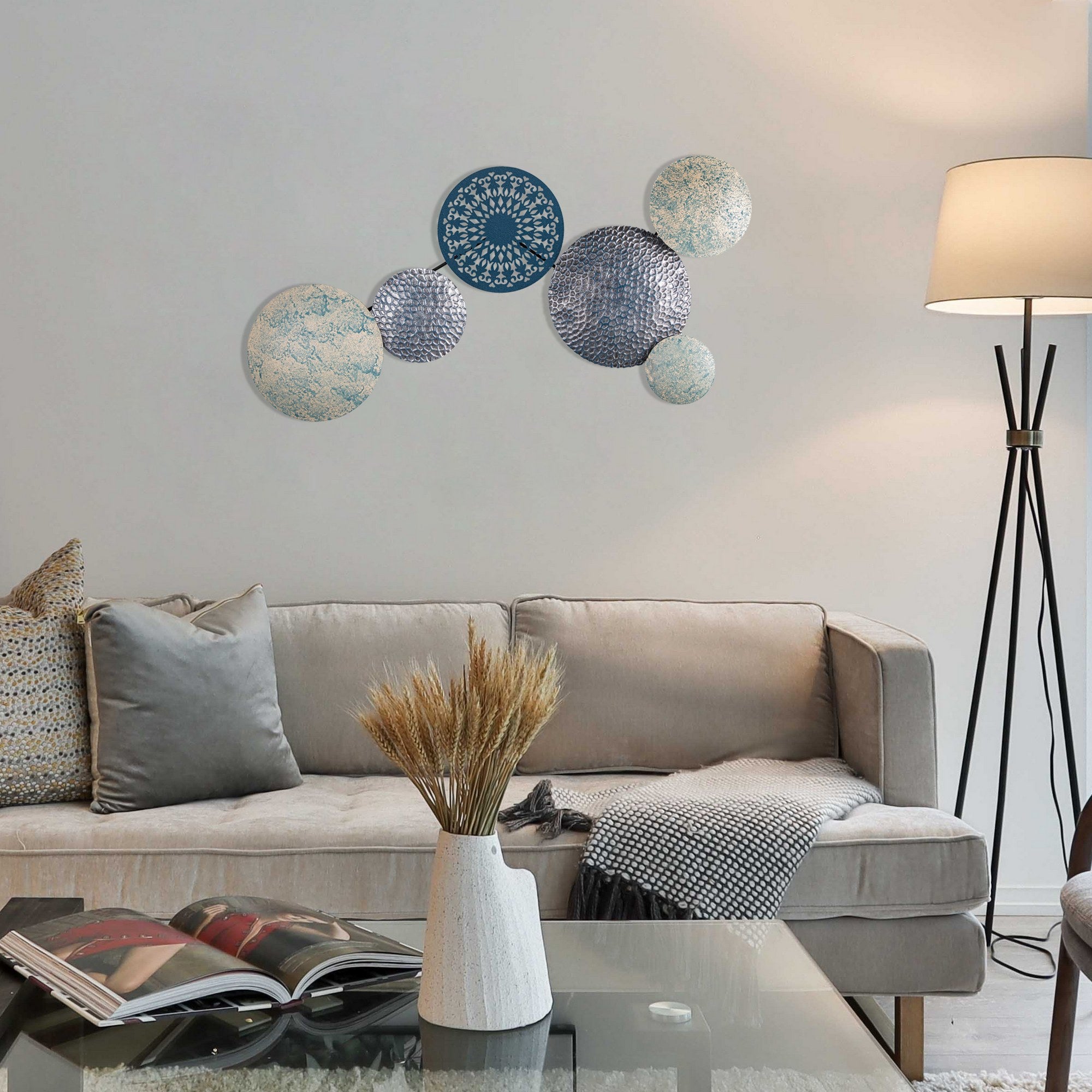Nada Acessório Decorativo de Parede em Metal, Multicolor, 85 x 9 x 43 cm, 100% metal (0,8 mm), 1,736 kg