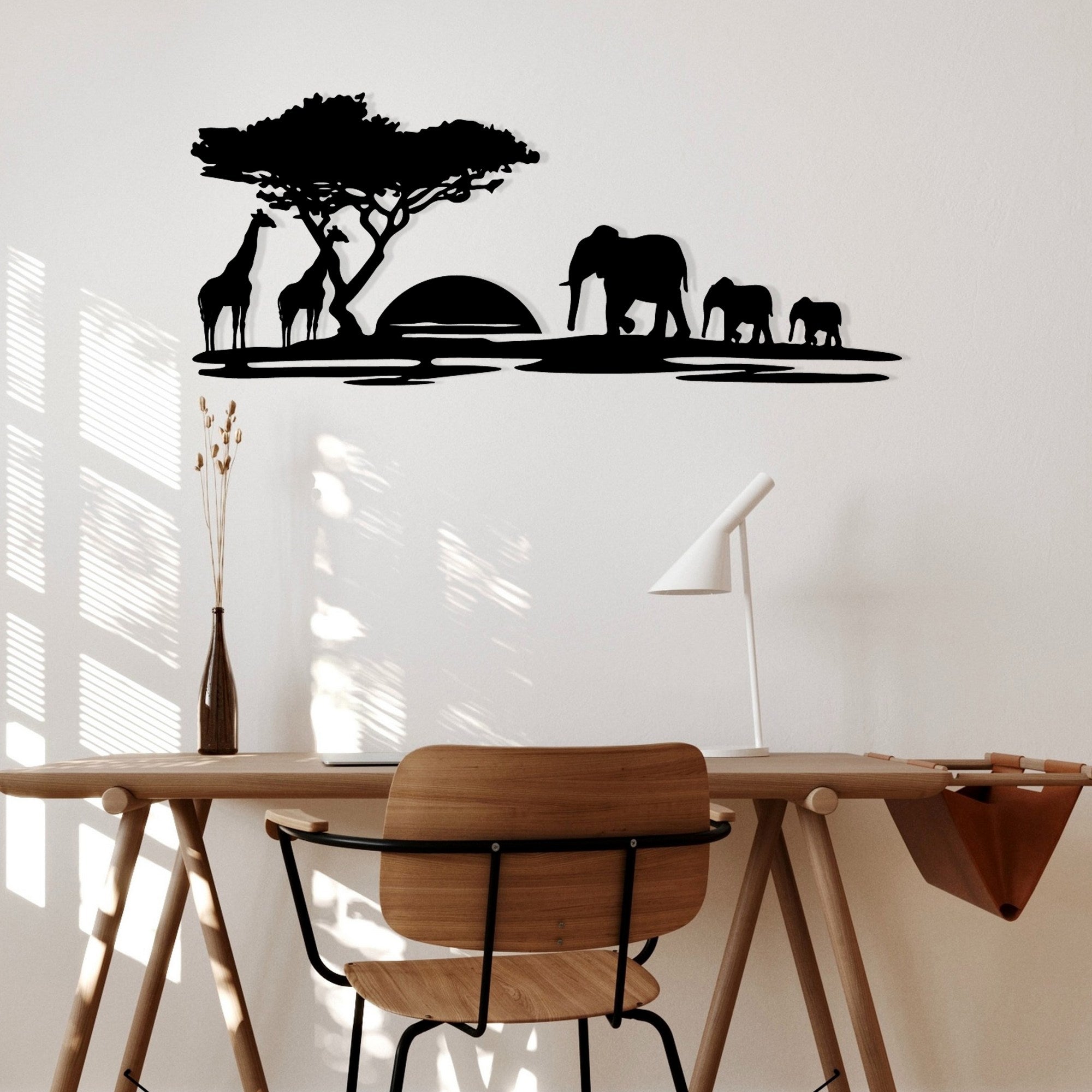 Primavera Acessório Decorativo de Parede em 100% Metal Preto 68 x 28 cm