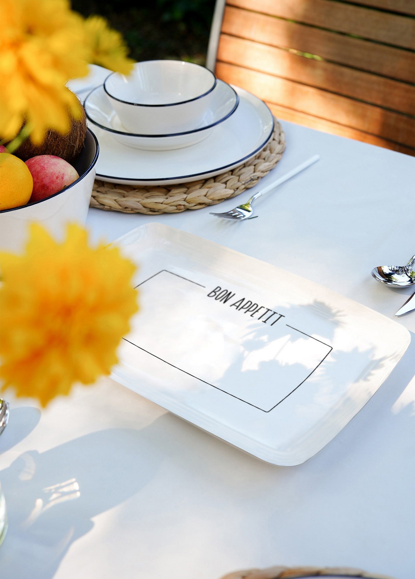 Prato de Cerâmica – 34 x 25 x 2 cm – Branco – Cerâmica