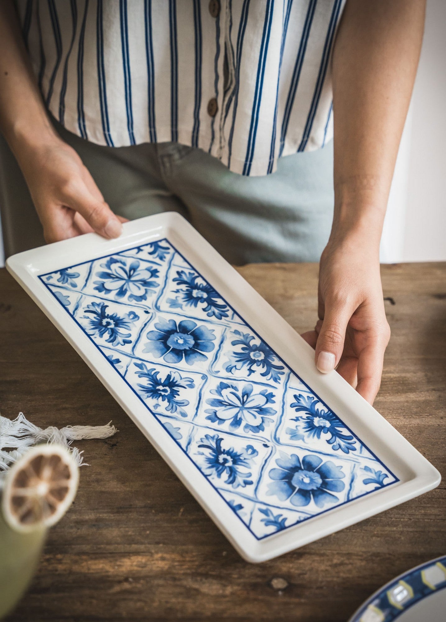 Prato de cerâmica – 35 x 16 x 2 cm – Amarelo