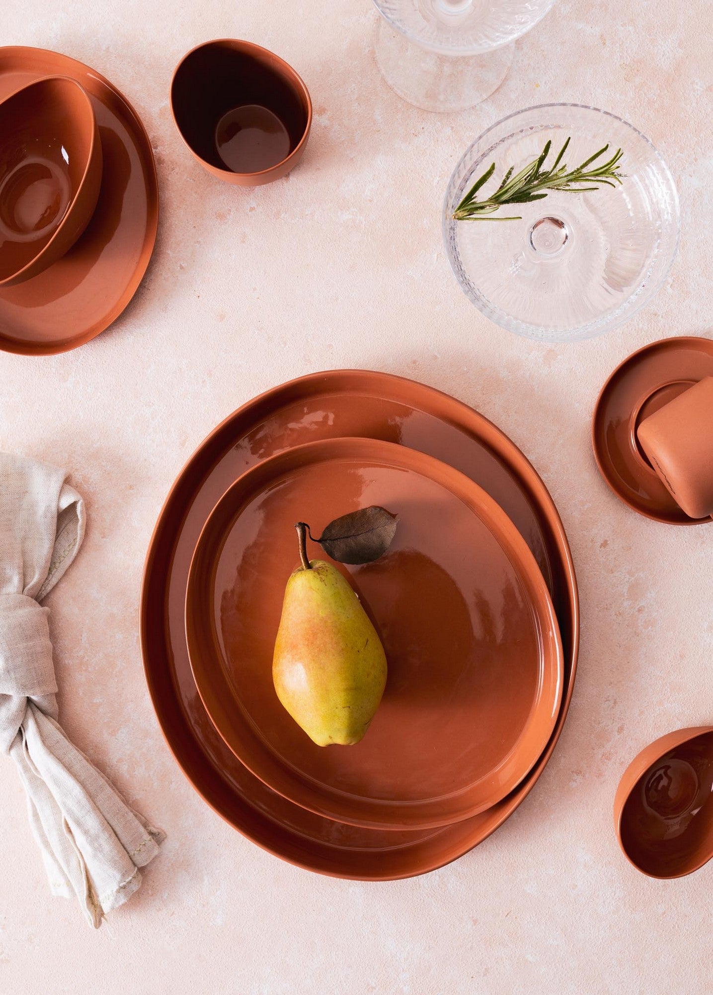 Prato para Servir Bolos – 19 x 22 x 2 cm – Terracota – Porcelana