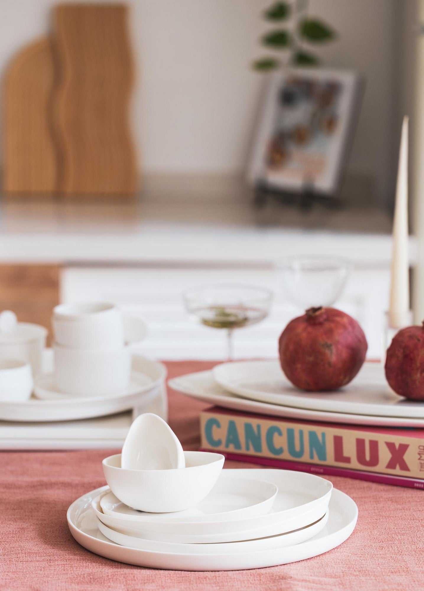 Prato de servir bolo – 21 x 21 x 1 cm – Branco – Porcelana