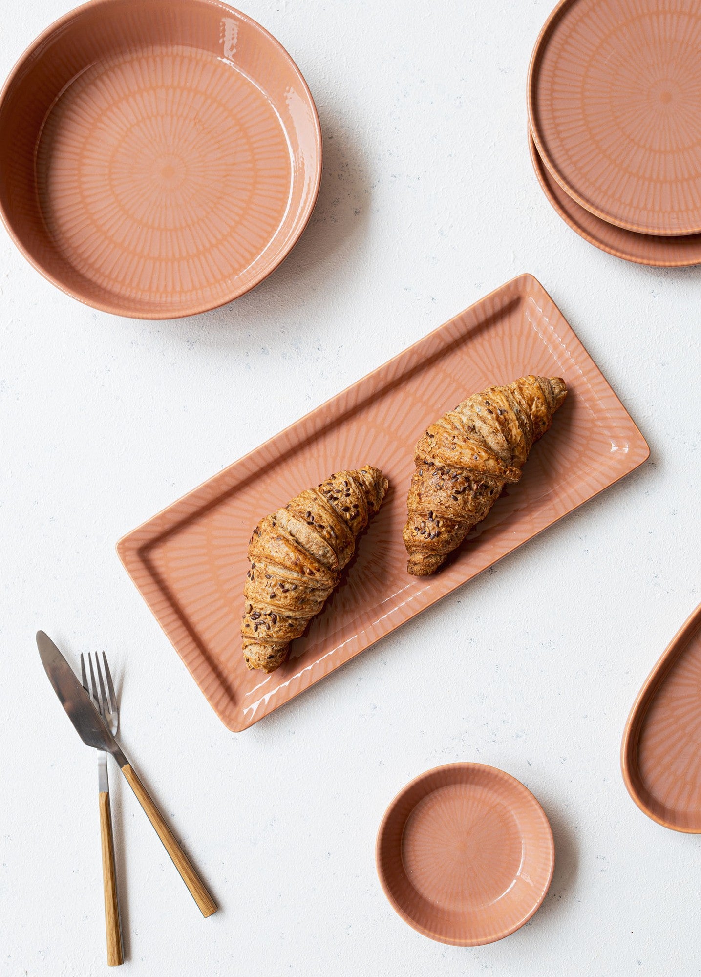 Prato de Serviço – 16 x 35 x 1 cm – Salmão – Cerâmica