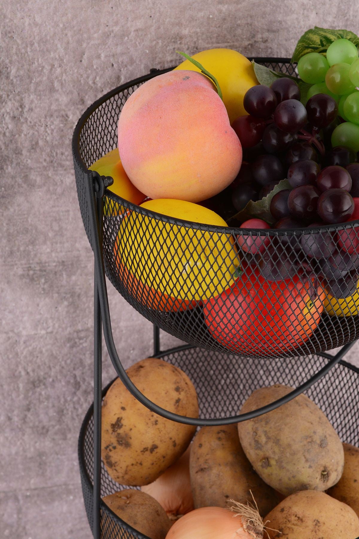 Cesta de frutas-Aleyna-Preto
