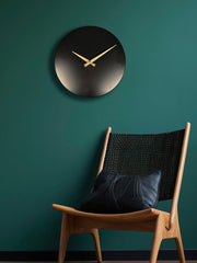 35Sivmet Black — Relógio de Parede Decorativo 100% Alumínio, 35x35 cm, Mecanismo Silencioso