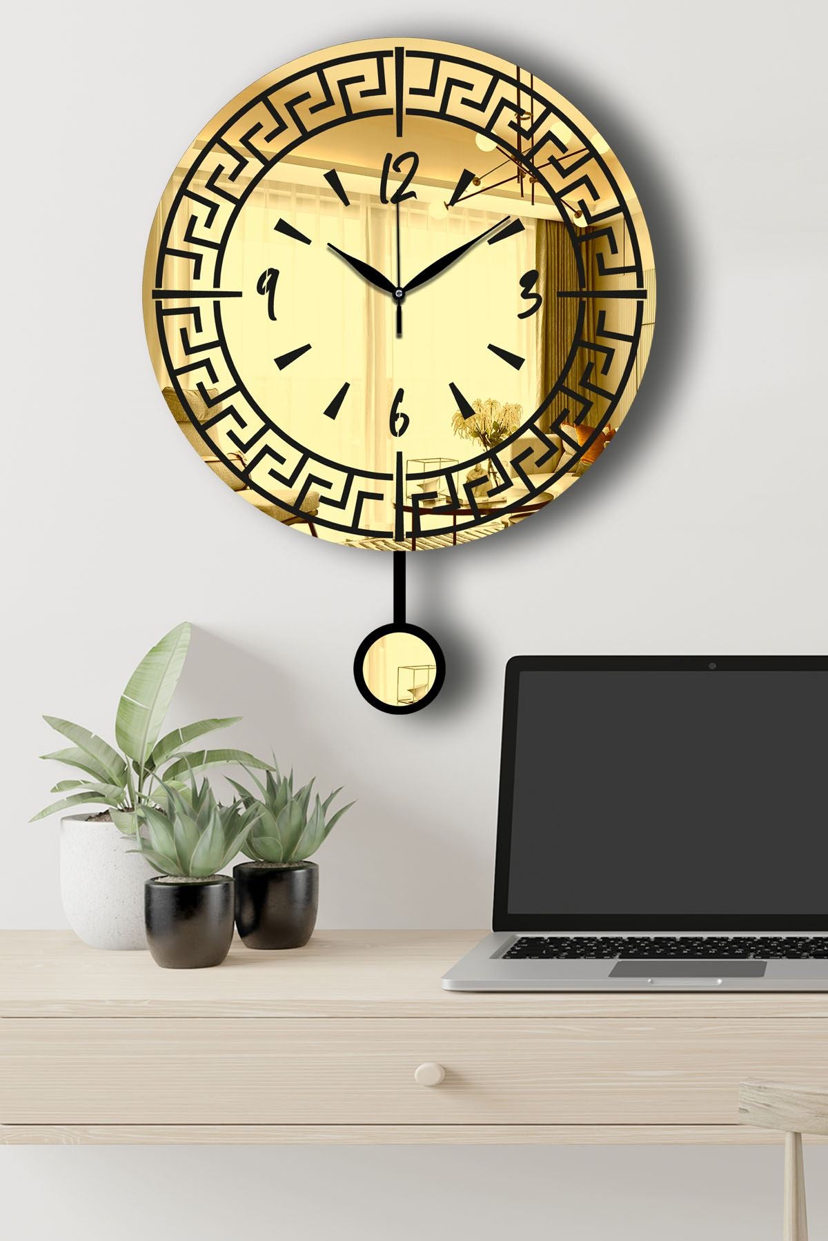 Relógio de Parede Decorativo Dourado em MDF e Acrílico 39x50 cm (Ø39 cm) – 3,6 mm, Leve 0,5 kg – Vlnt113Al