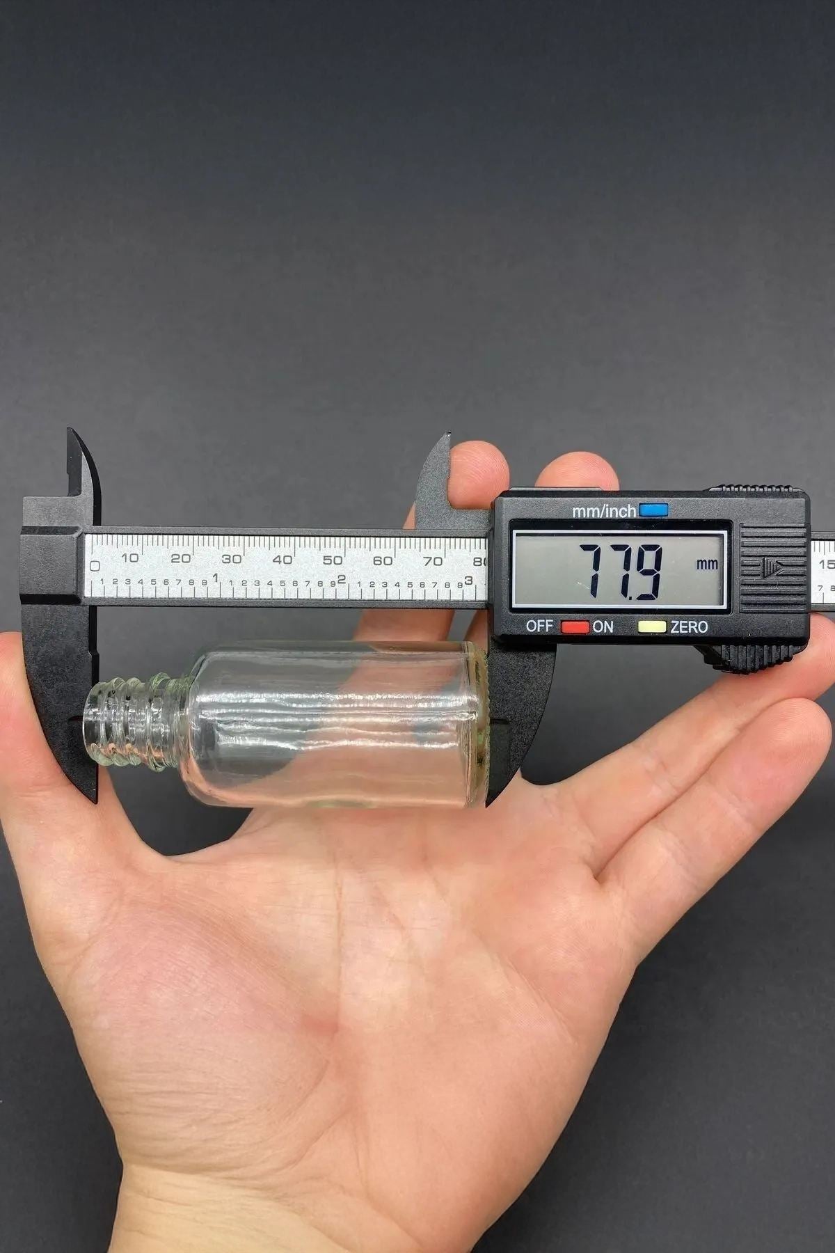 Conjunto de garrafas de vidro – 3,3 x 7,8 cm – transparente – vidro