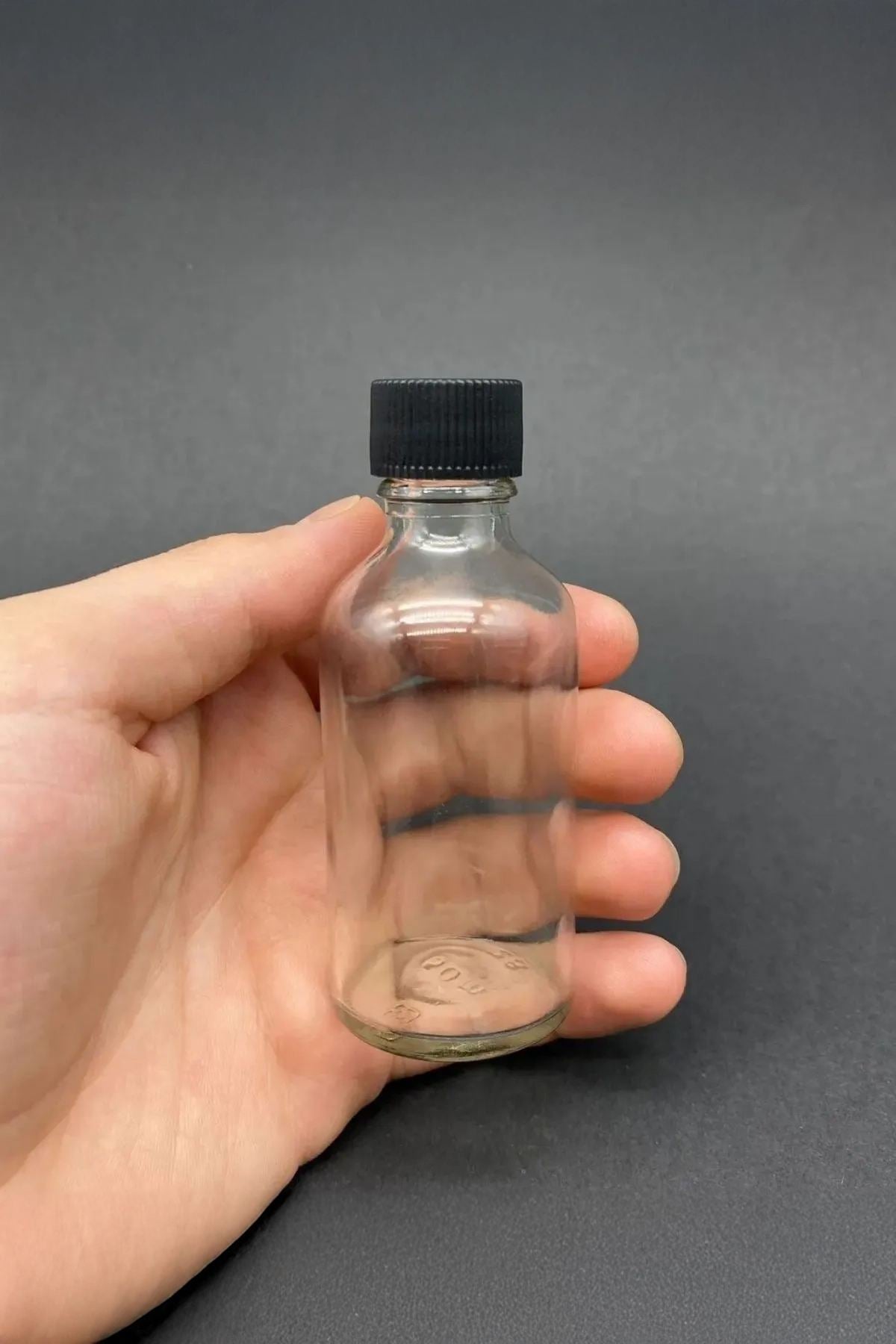 Conjunto de Garrafas de Vidro – 4 x 9 cm – Transparente, Preto