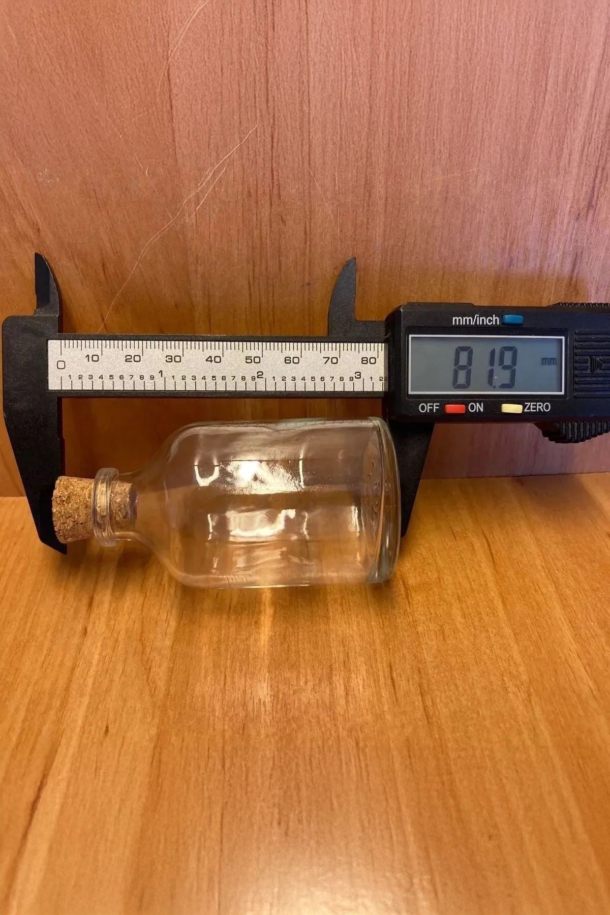 Conjunto de garrafas de vidro – 4 x 7,5 cm – Transparente – Vidro 100%