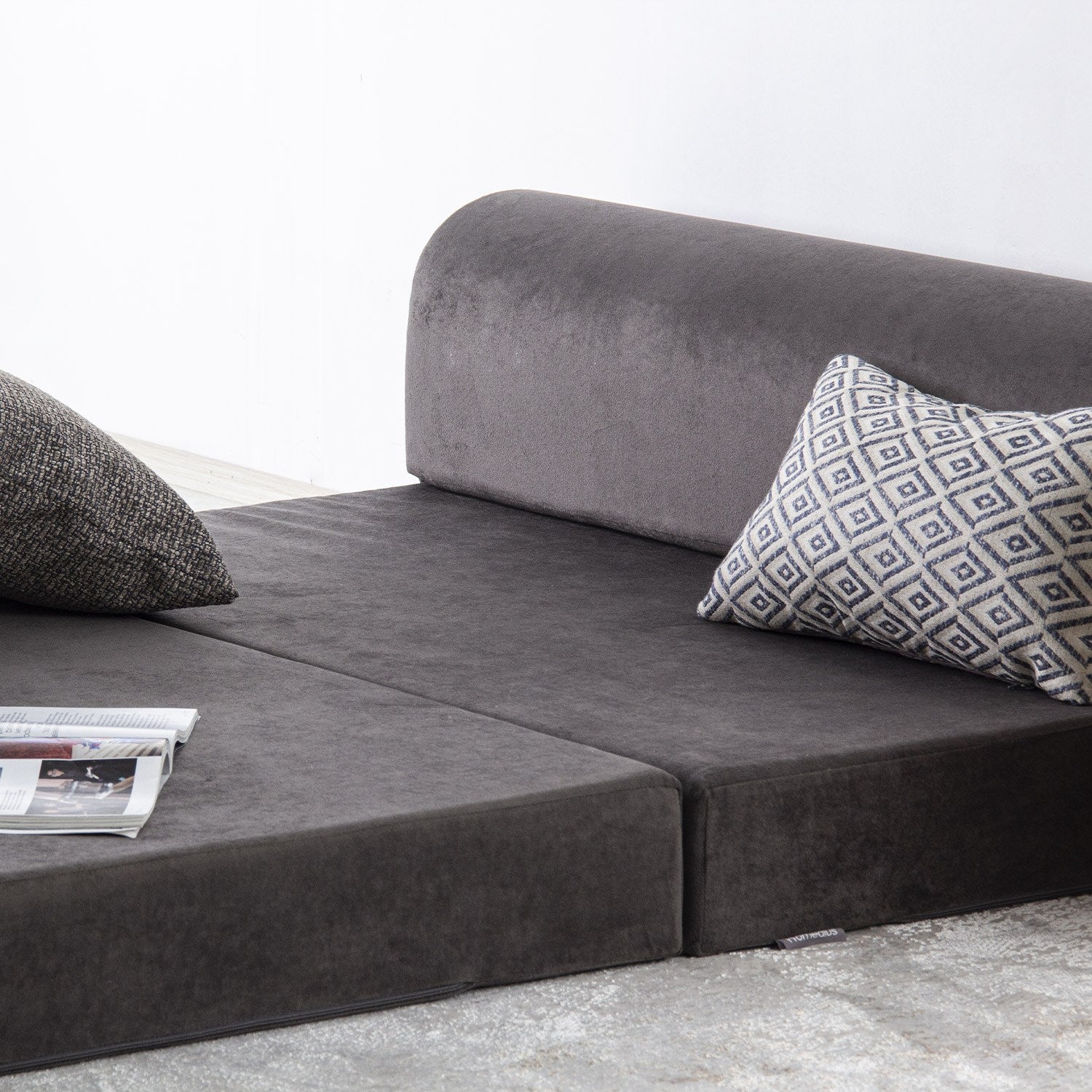 Sofá-Cama Magic Anthracite - Veludo Luxo 2 Lugares