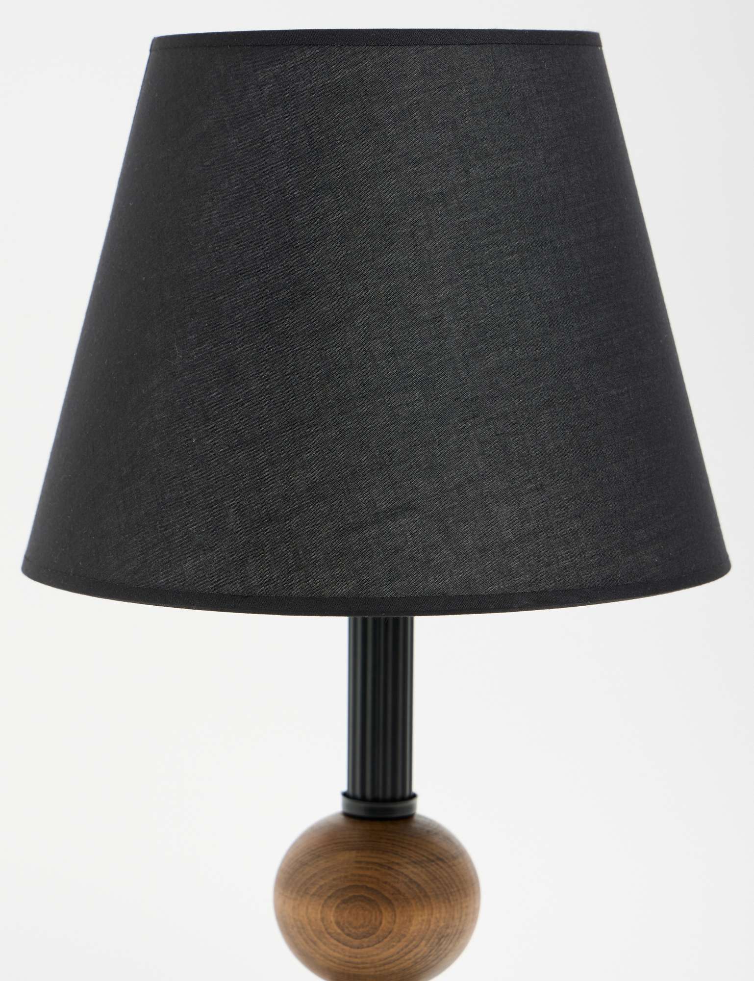 Candeeiro de mesa-Conici-Preto