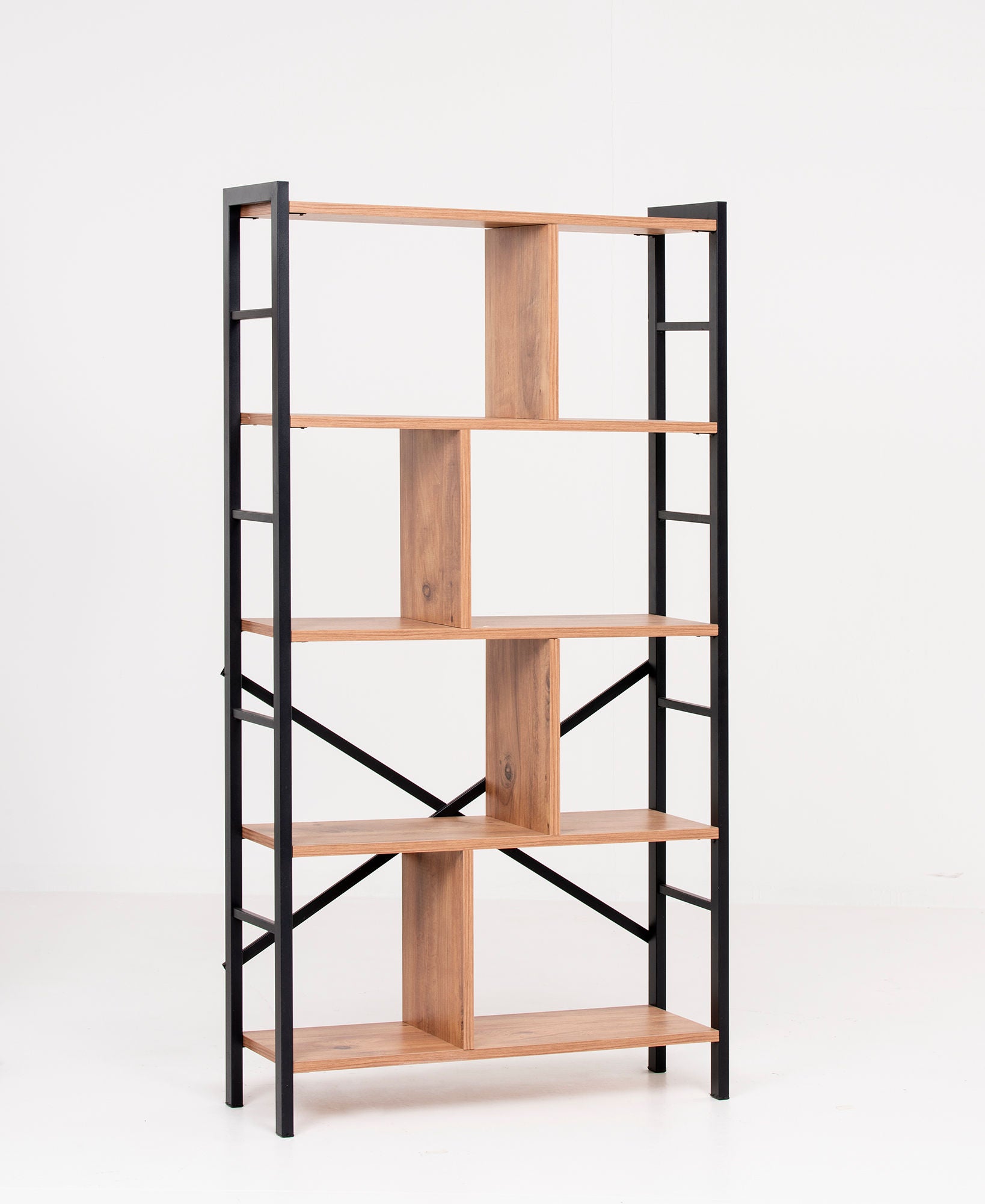 Estante de livros – 78cm x 150cm x 26cm – Castanho e Preto – Melamina e Metal